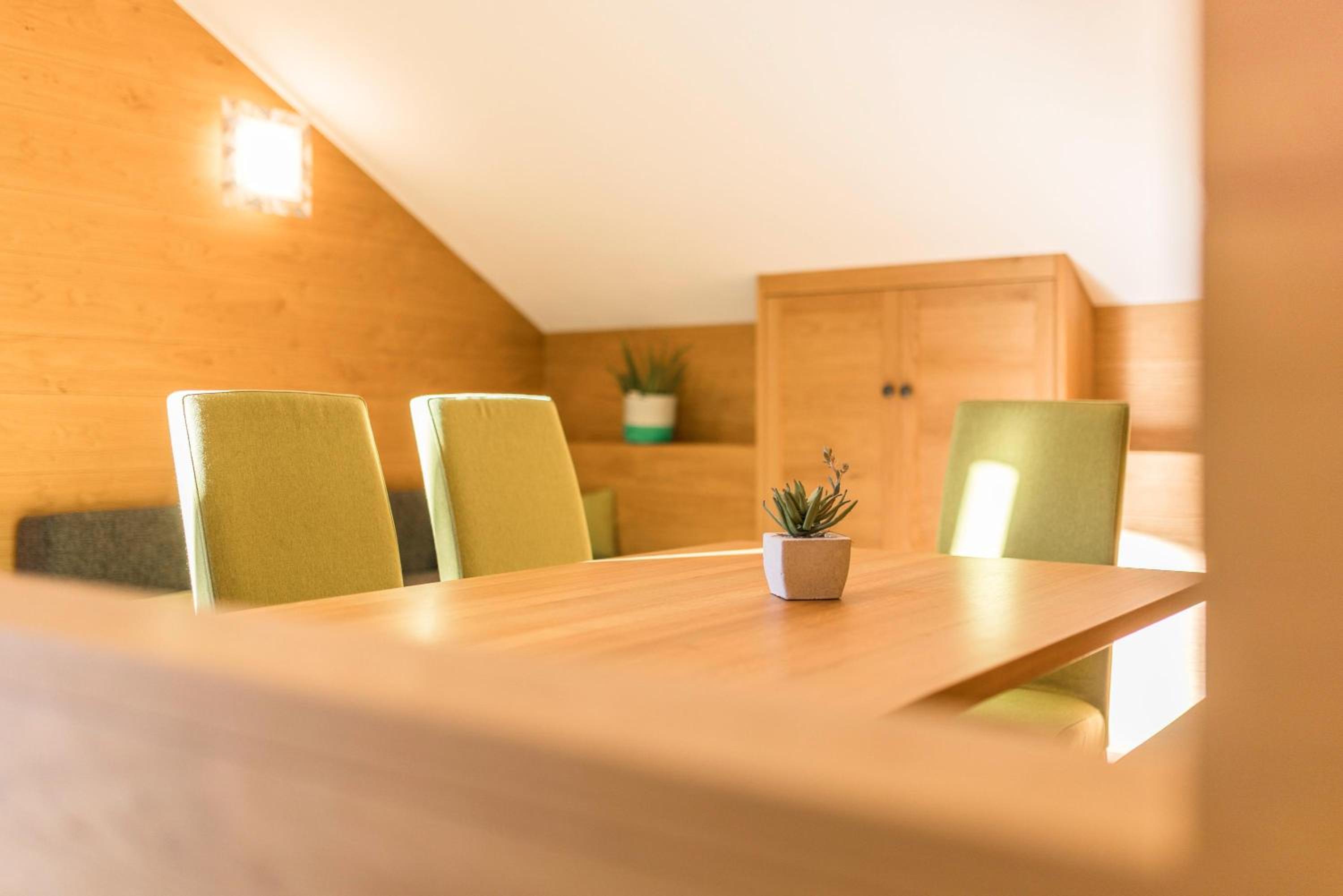 meeting & event spaces