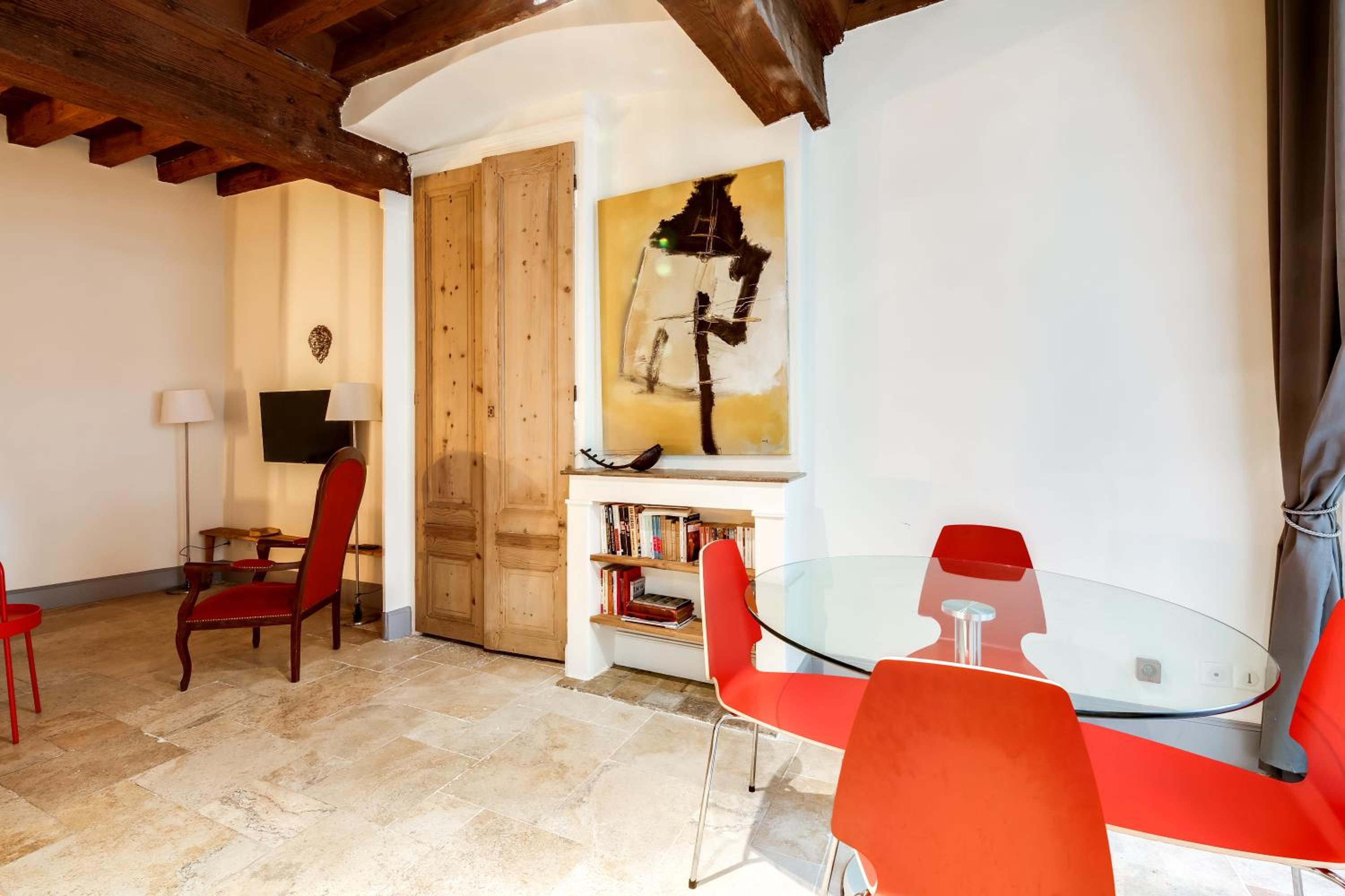 La Maison Debourg