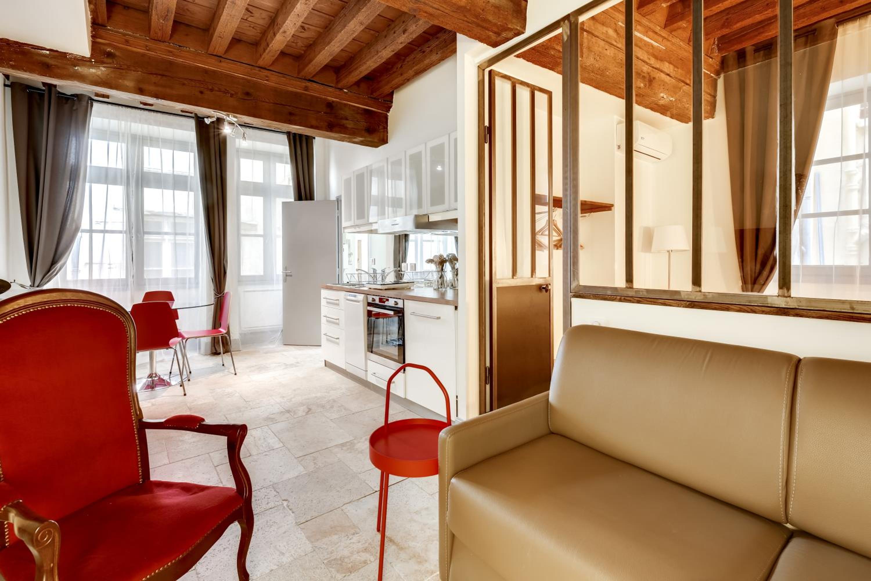 La Maison Debourg