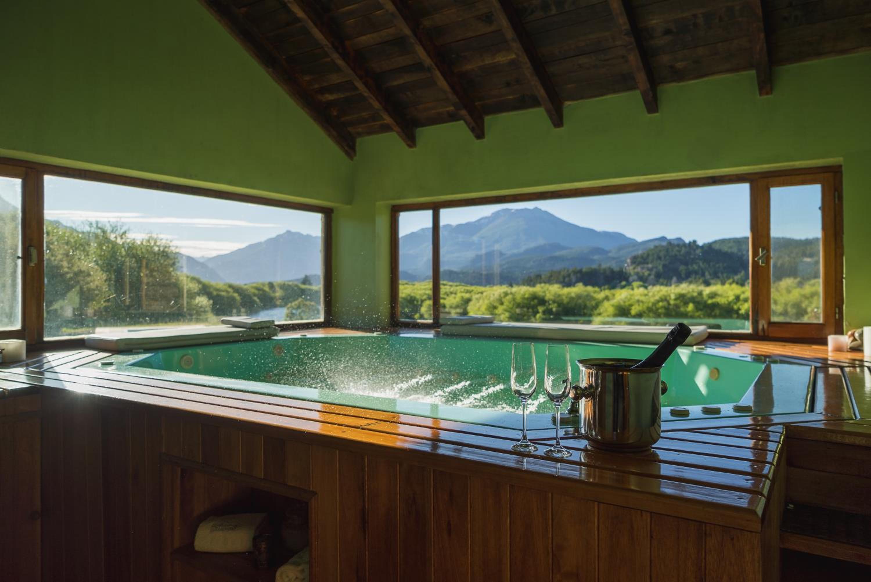 Challhuaquen Lodge