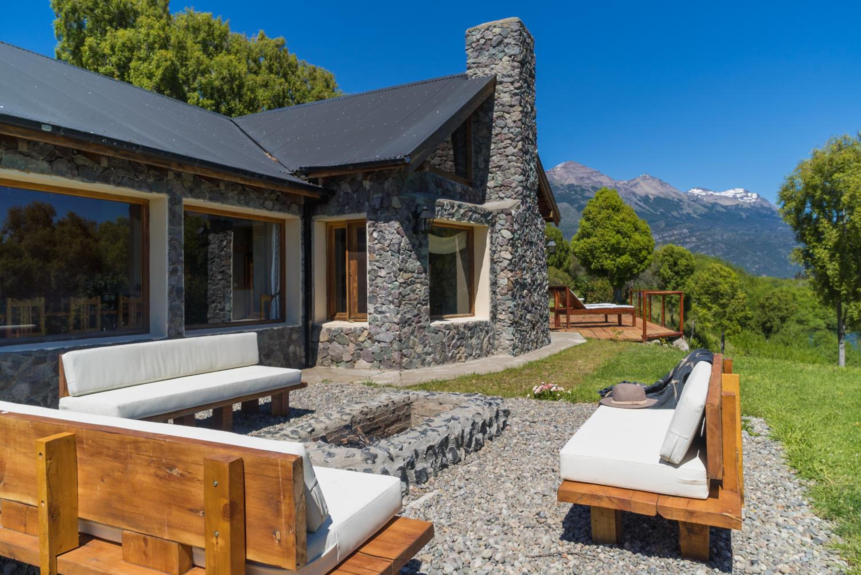 Challhuaquen Lodge