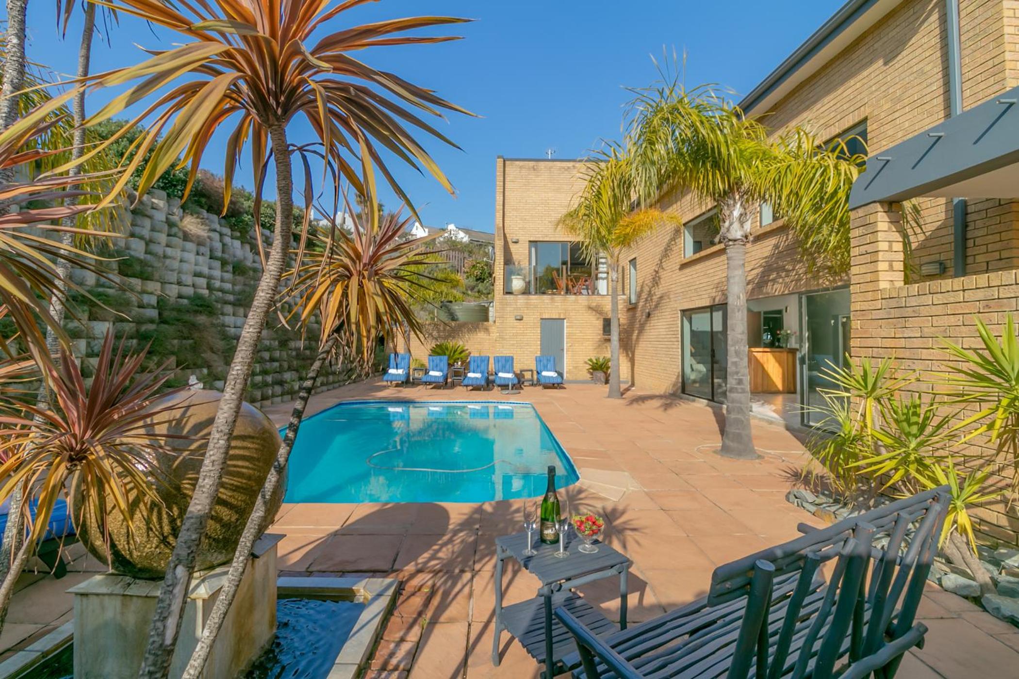 Overmeer Guest House