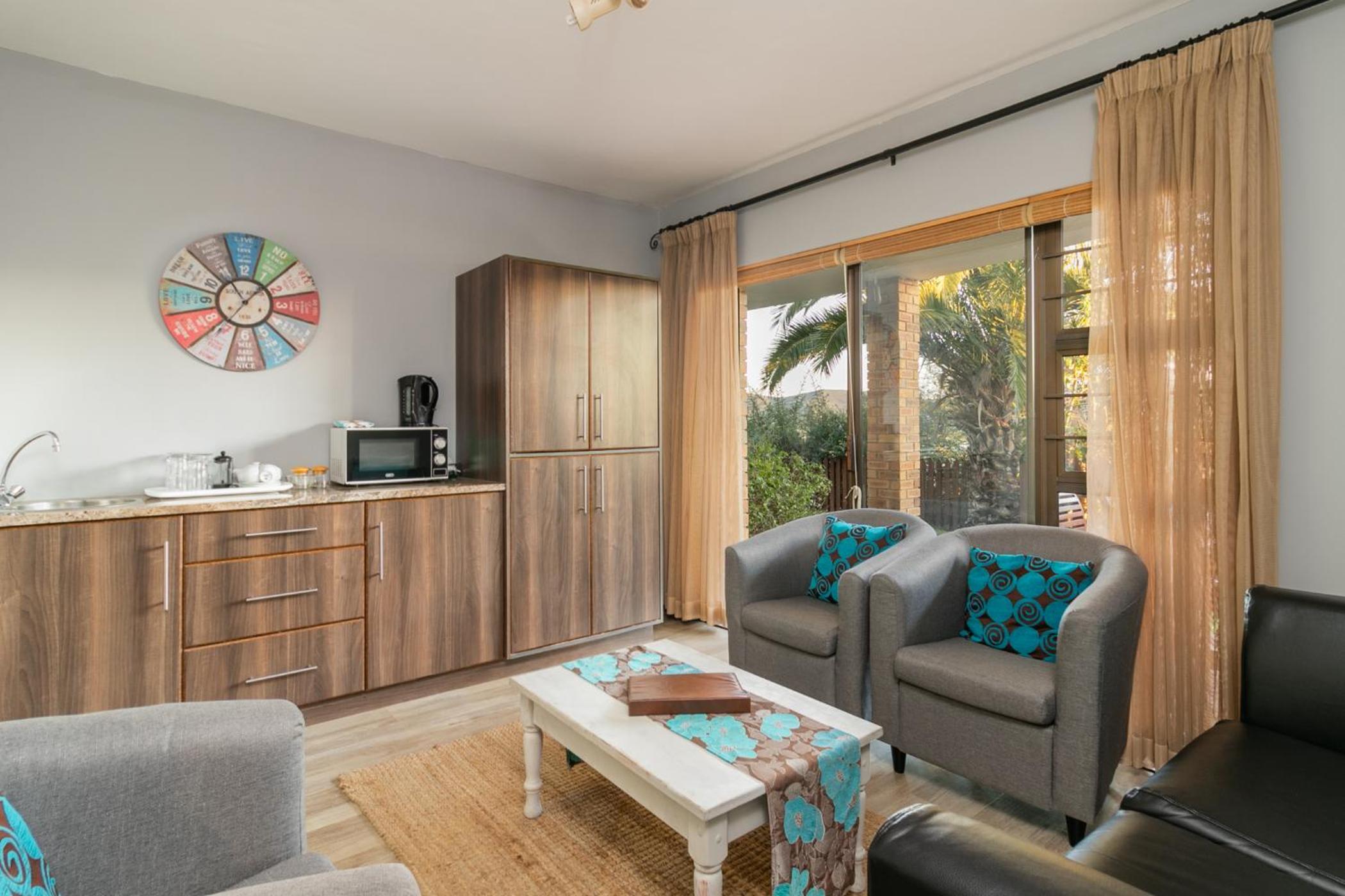 Overmeer Guest House
