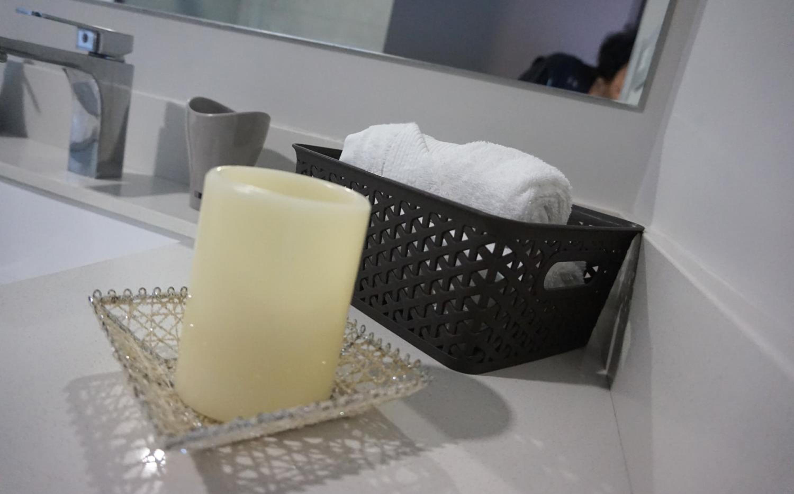 Amazing views SJO, Cozy, Equipped. 24/7 Concierge