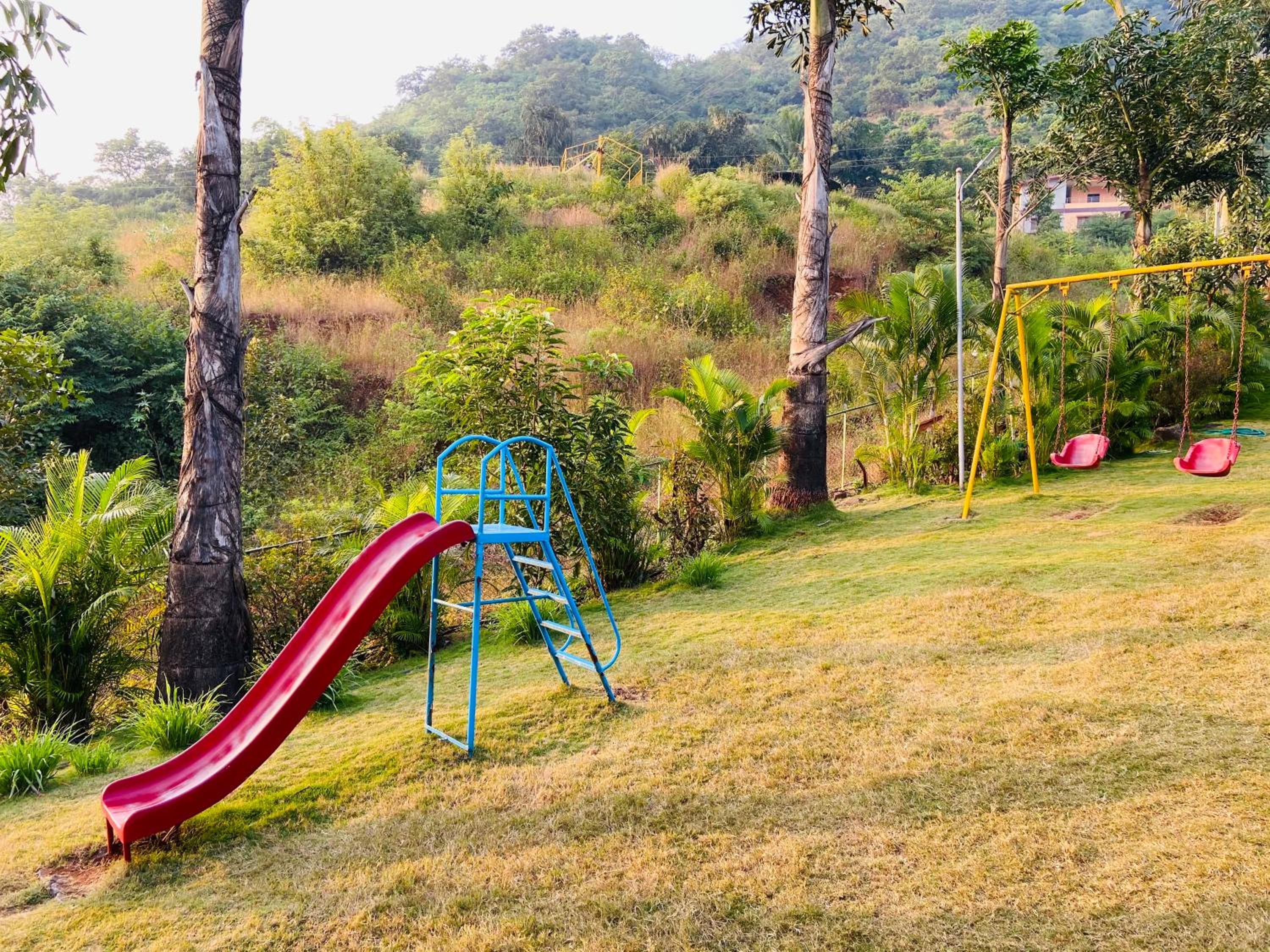 Lakeview Resort Lavasa view 4