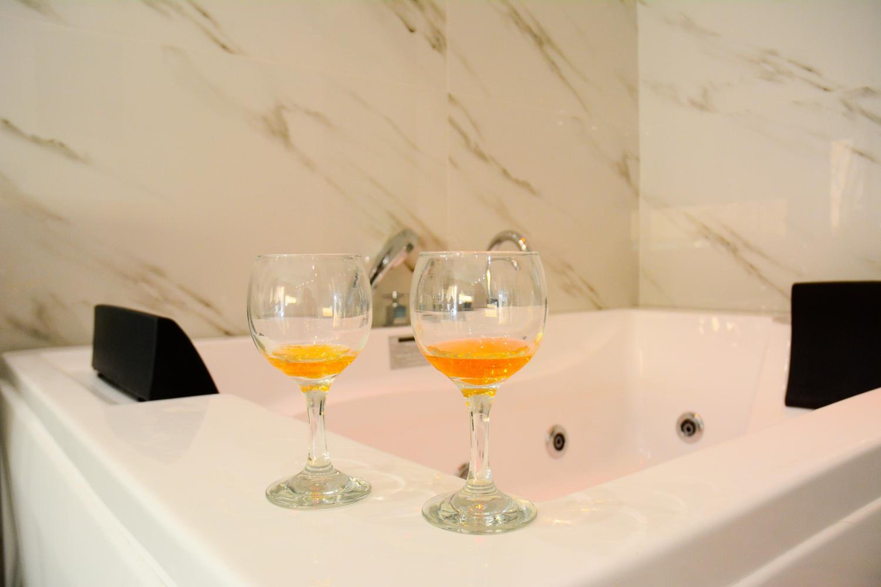 DAFNI LUXURY SUITES