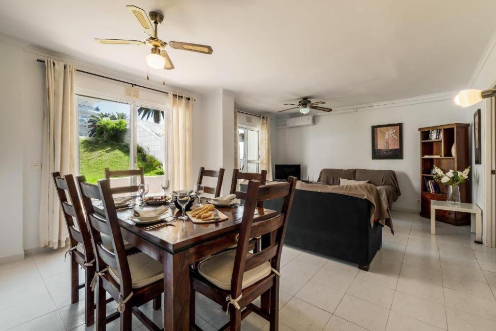 Perfect Family Apartment in Acapulco Playa, Nerja