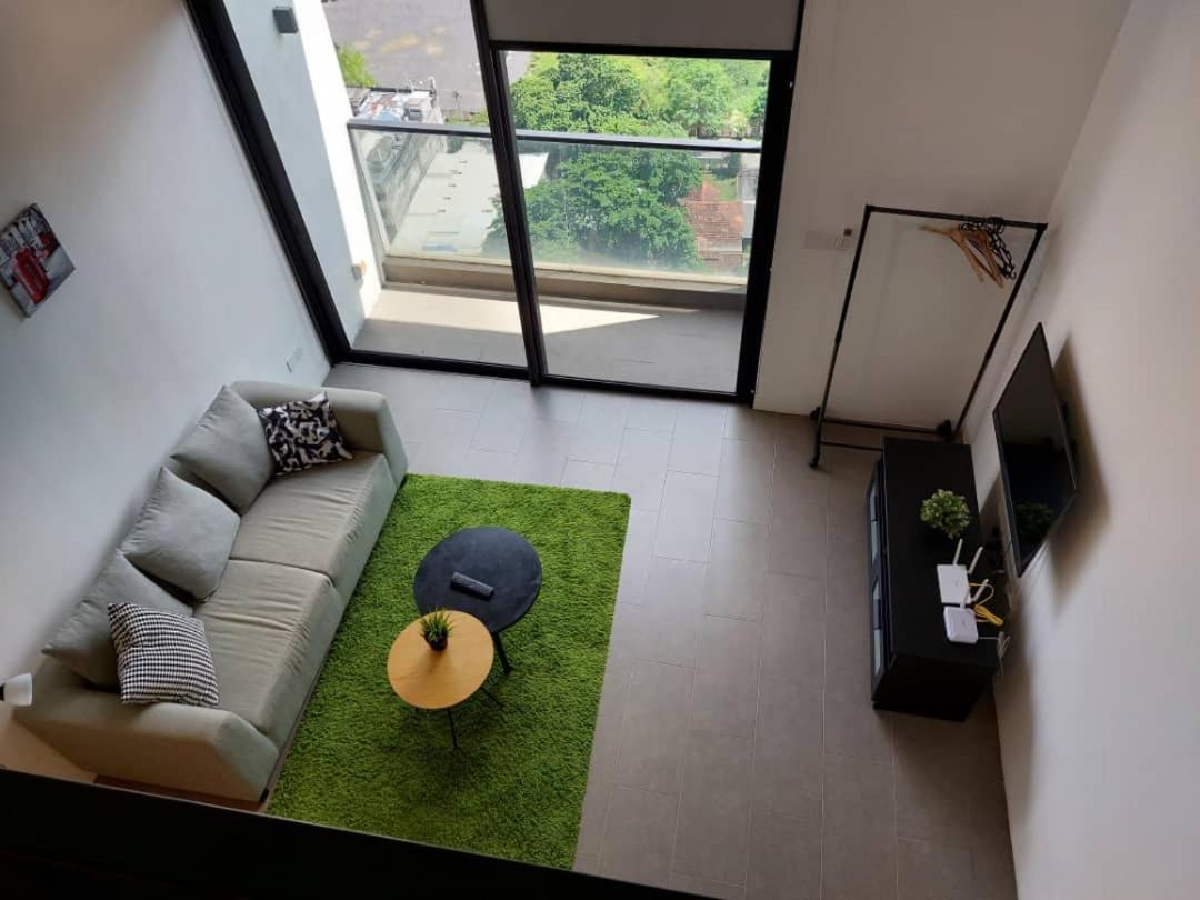 IHomes33 EST Bangsar KL Sentral LRT 2-4 Pax, IH01