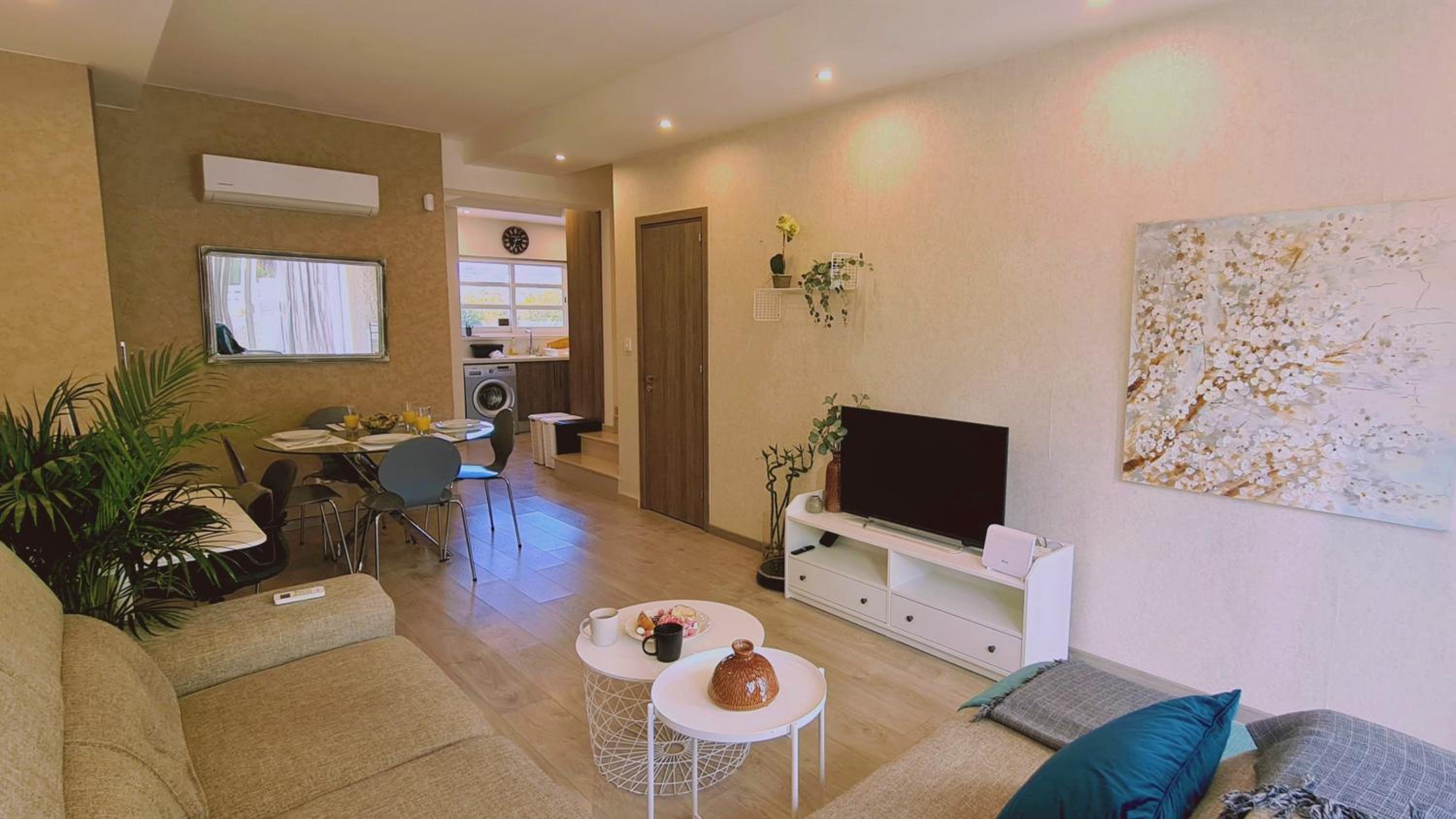 Limassol Vacations - STAY Downtown Retreat - Property Image 12