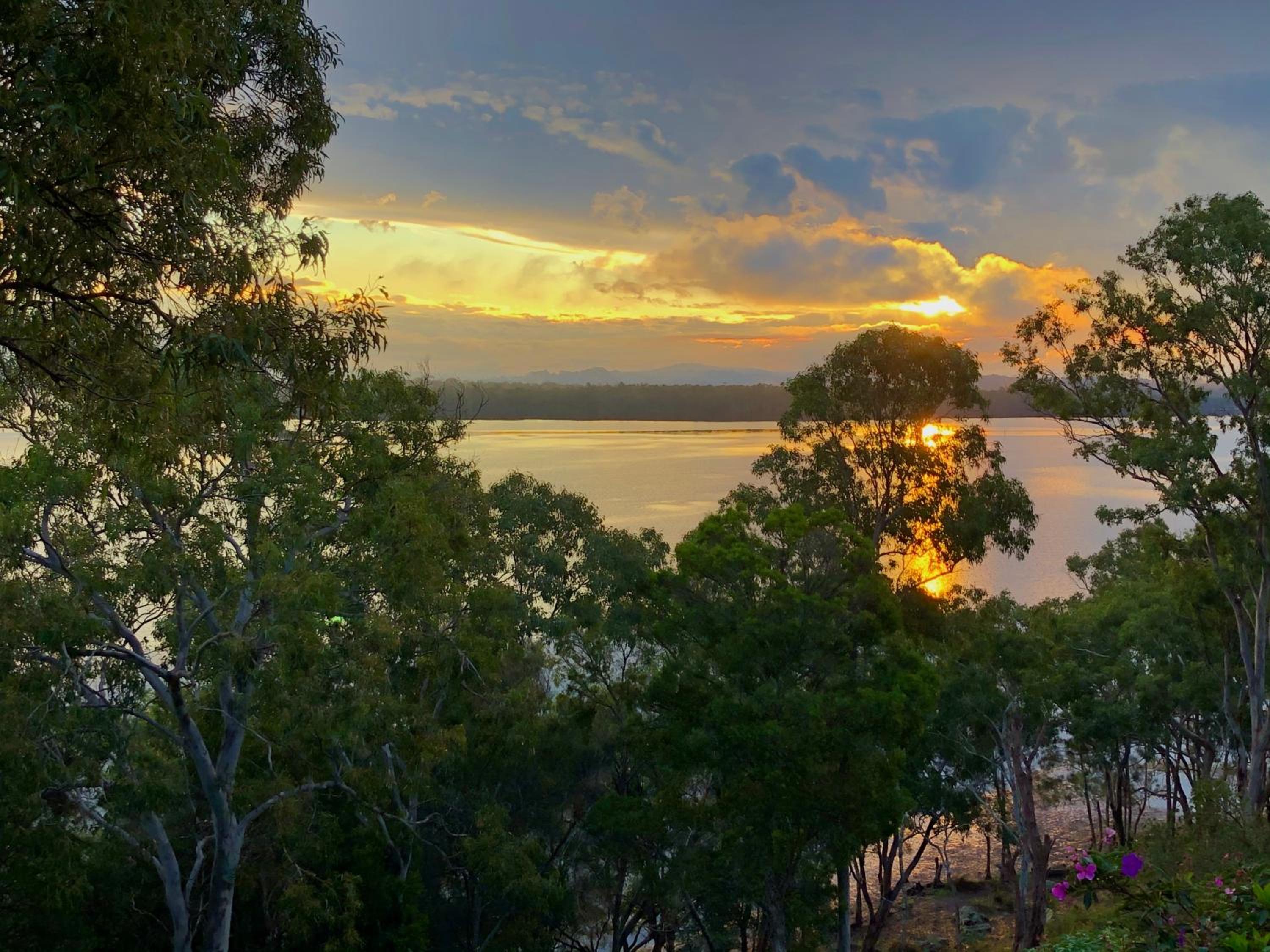 Lakeview Lodge