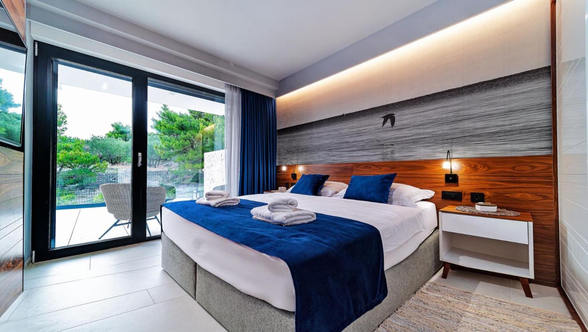 Luxury Villa Delight I in Promajna with Private Pool, Gym, Sauna & Jacuzzi view 4