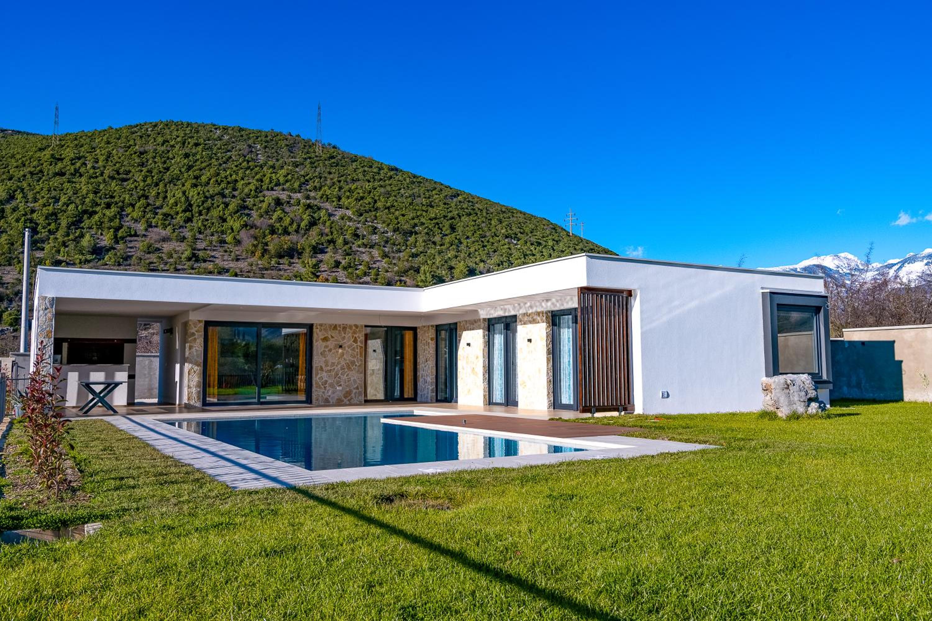 Villa Nera - Etwa view 3