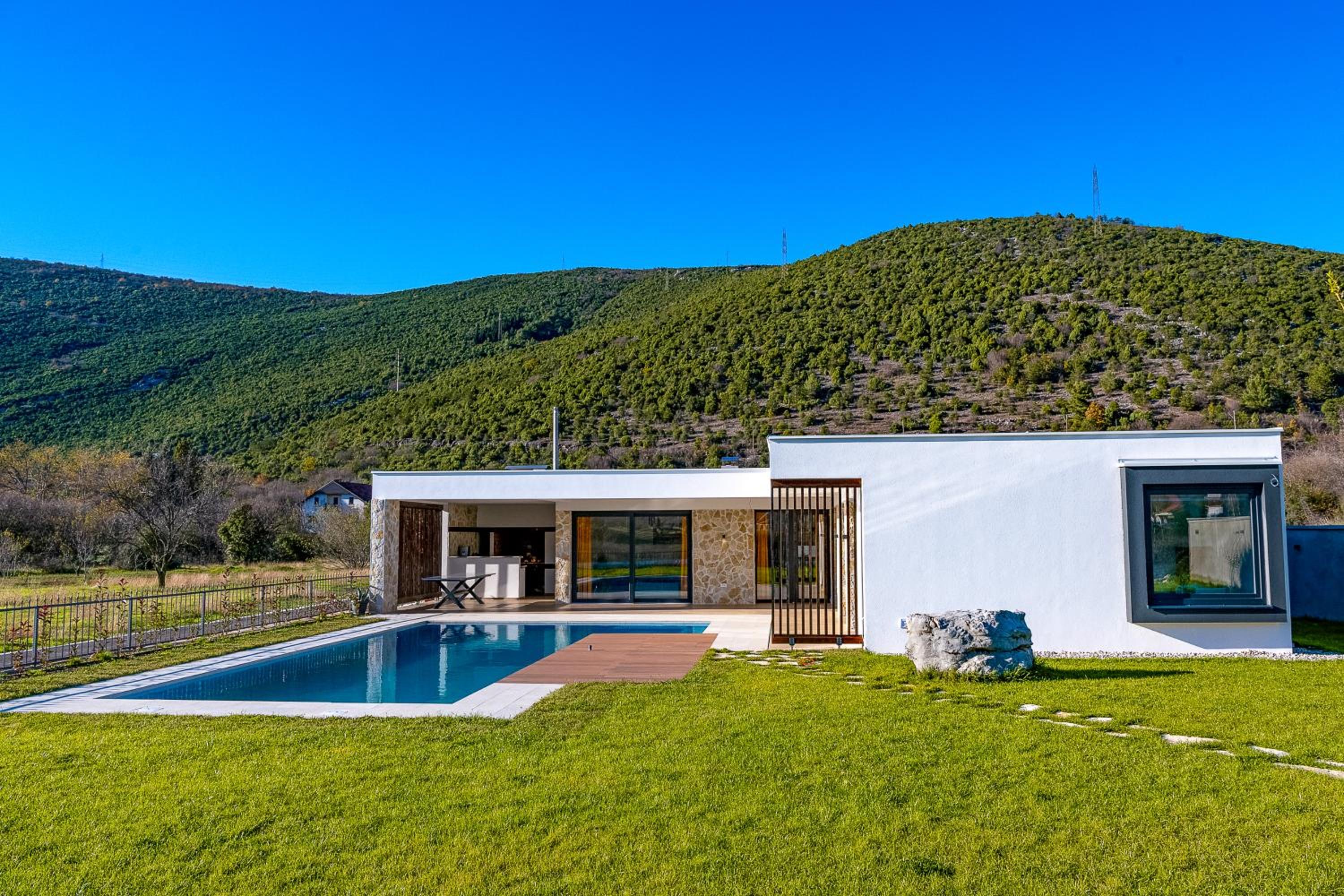 Villa Nera - Etwa view 4