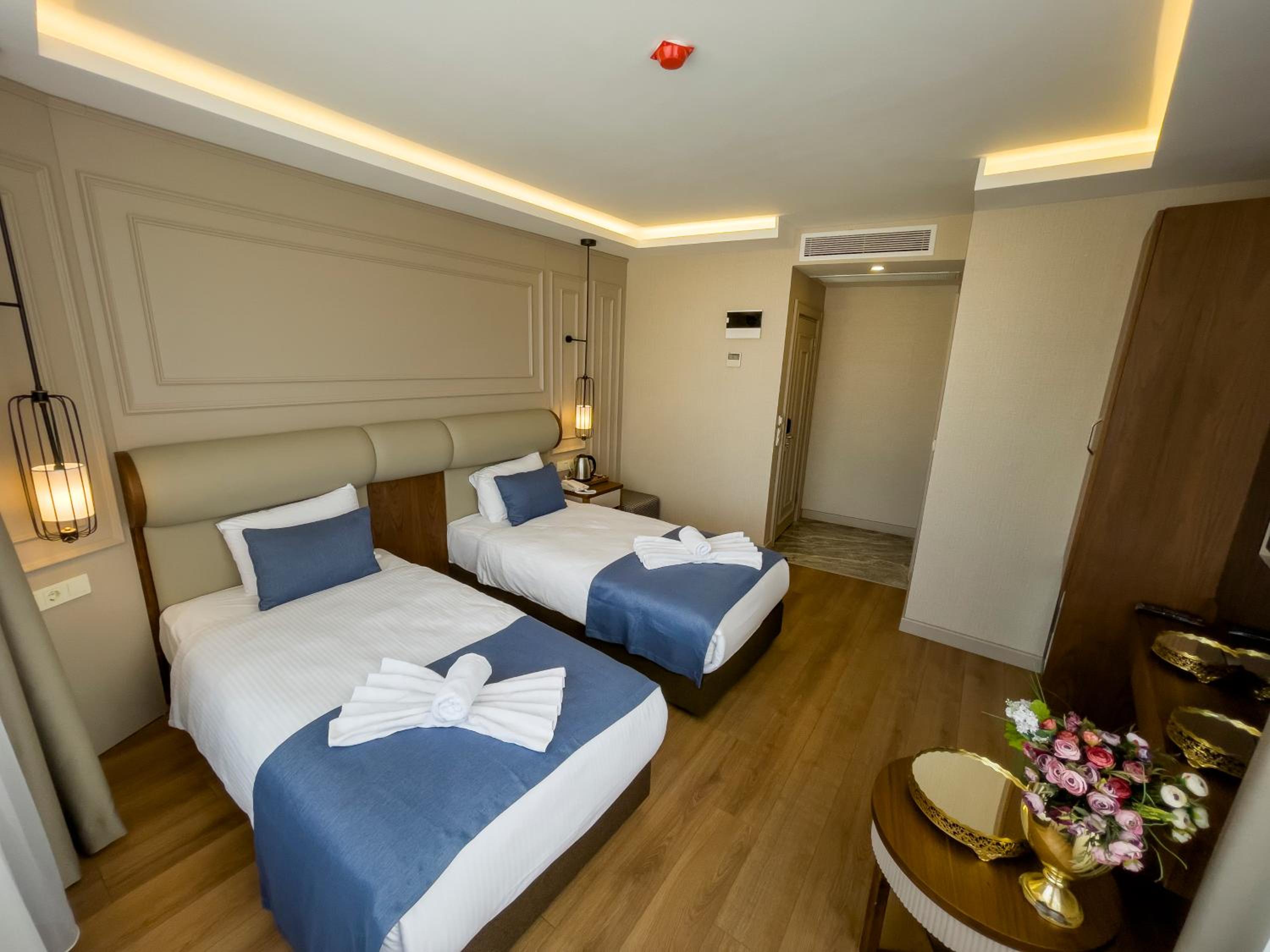 Martinenz Hotel - Image 11