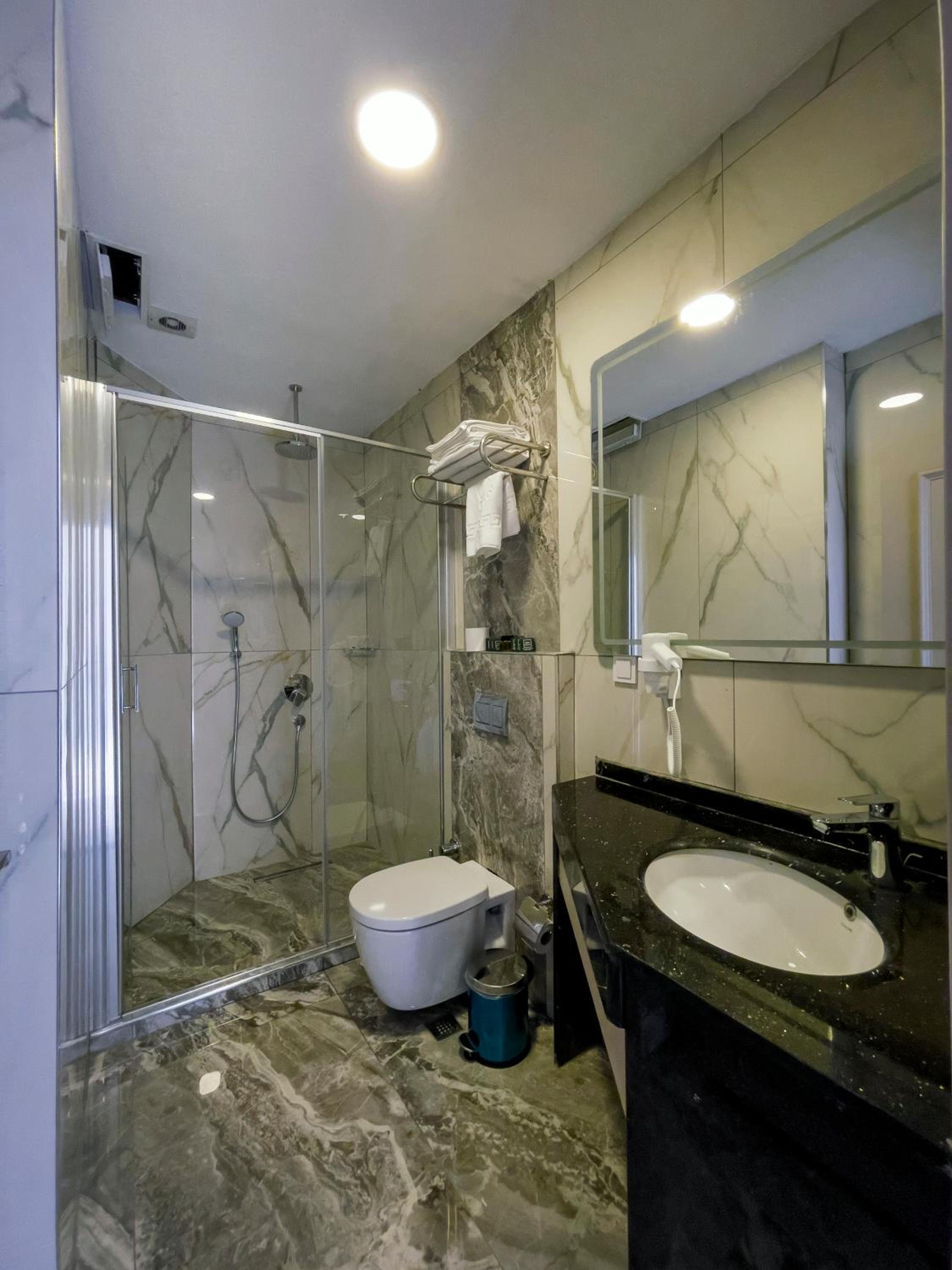 Martinenz Hotel - Image 23