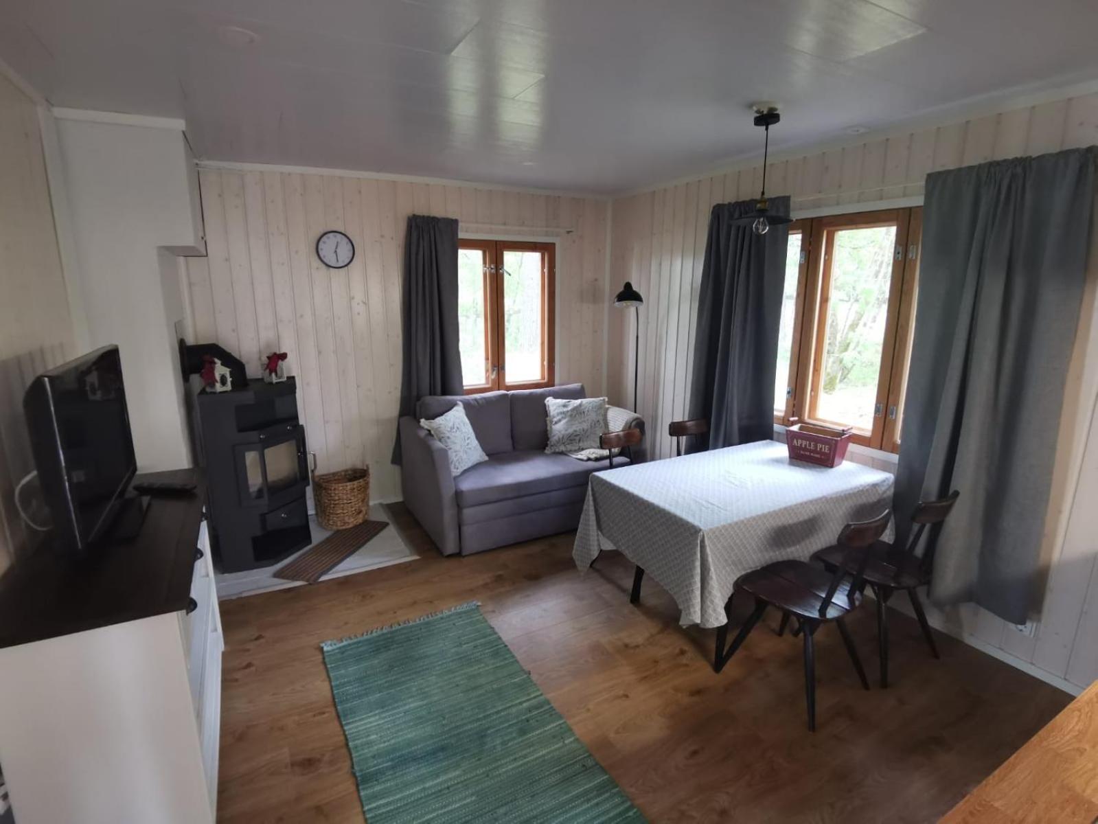 Oulu Vacations - Old Finnish lakeside cottage with sauna - Property Image 19
