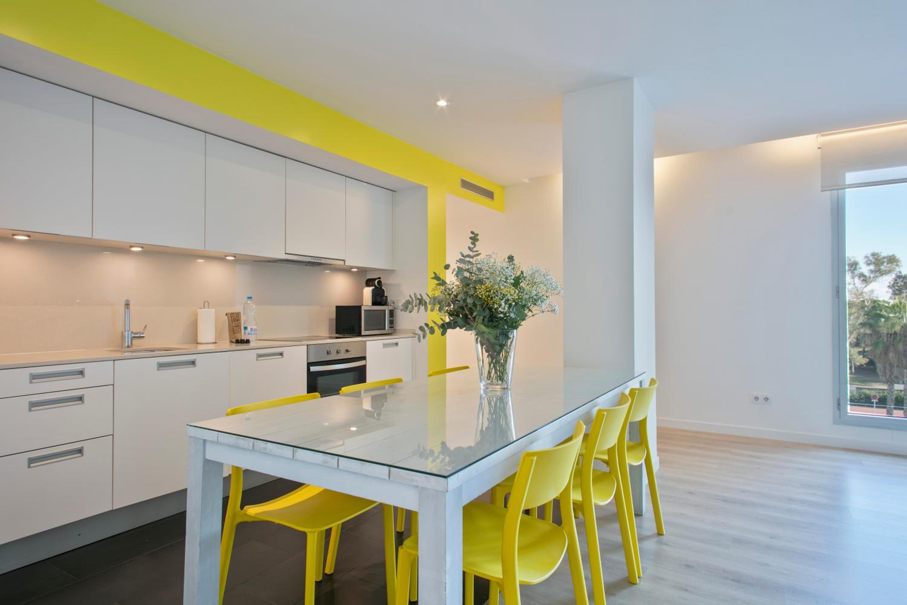 Lugaris Beach Apartments
