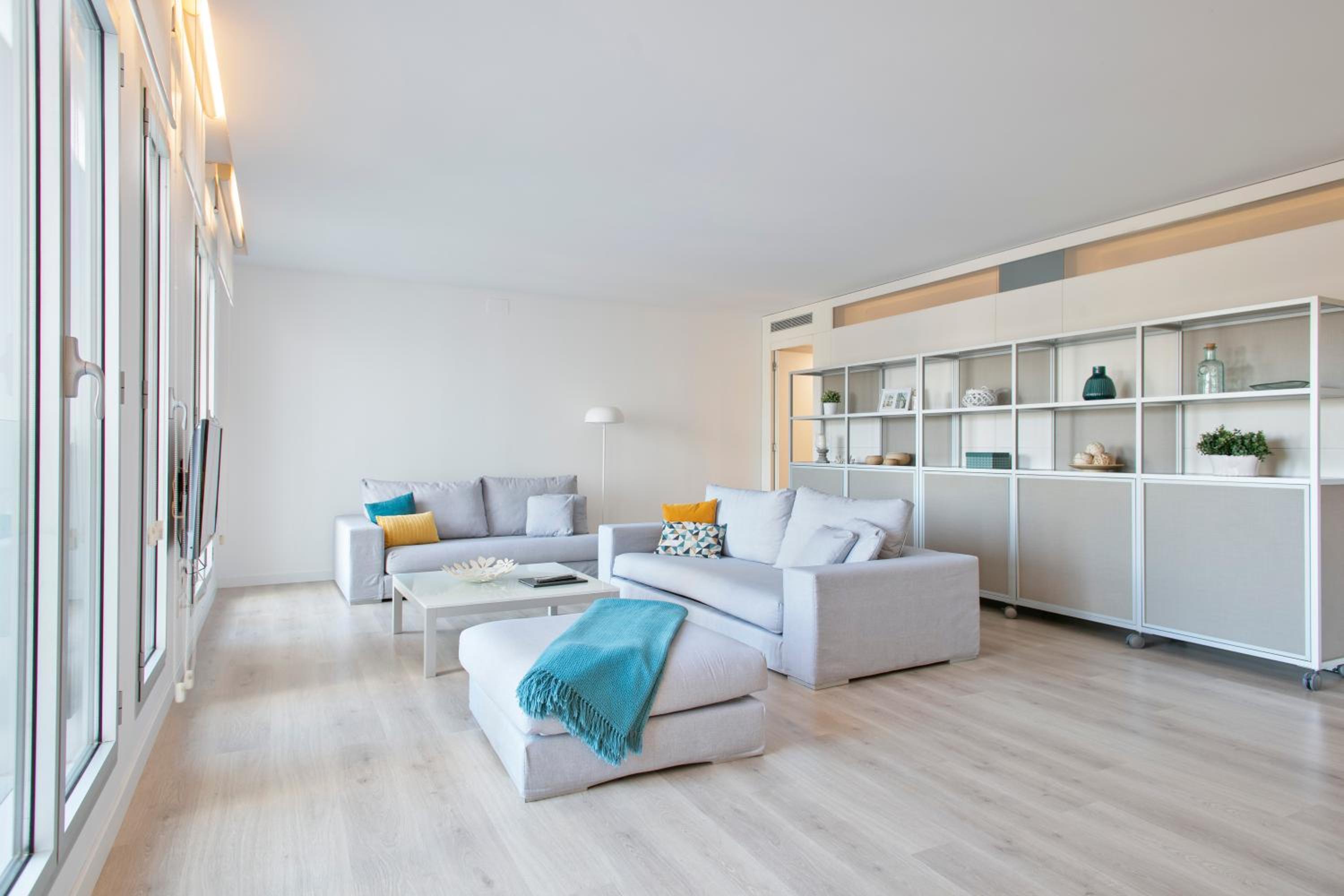 Lugaris Beach Apartments