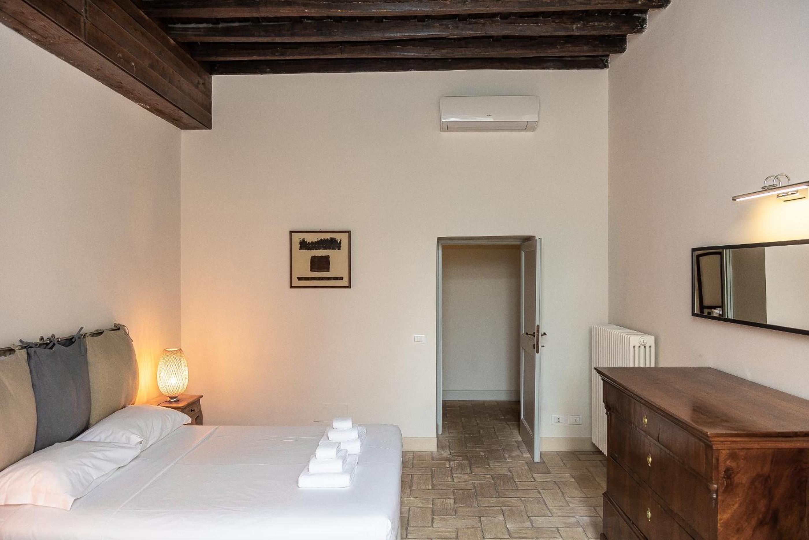 Rome Historical Apartment - Arco dei Banchi