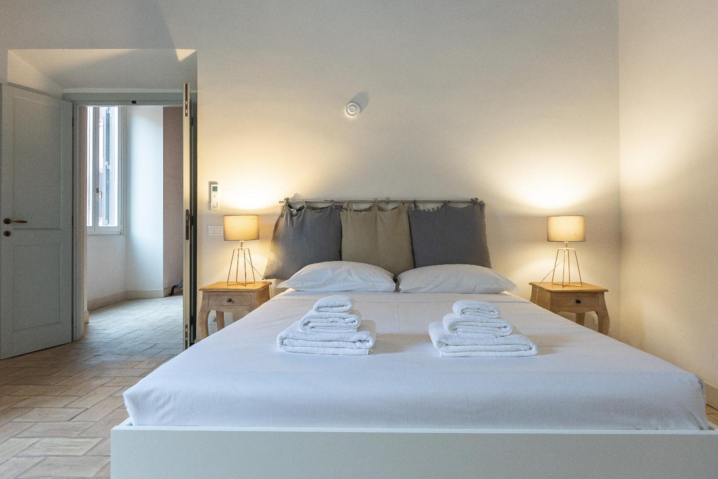 Rome Historical Apartment - Arco dei Banchi