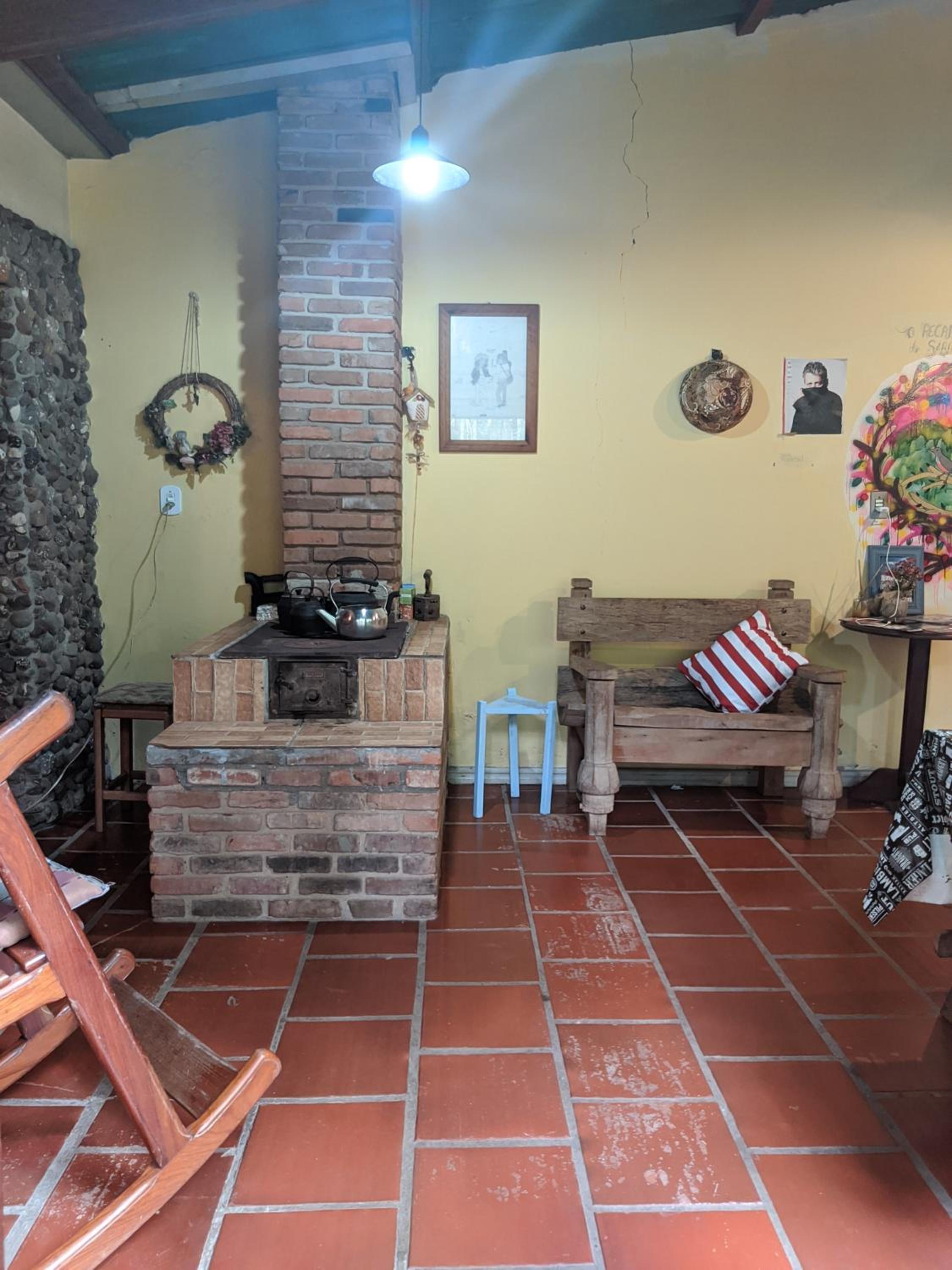 Pedra Branca Eco Hostel e Camping