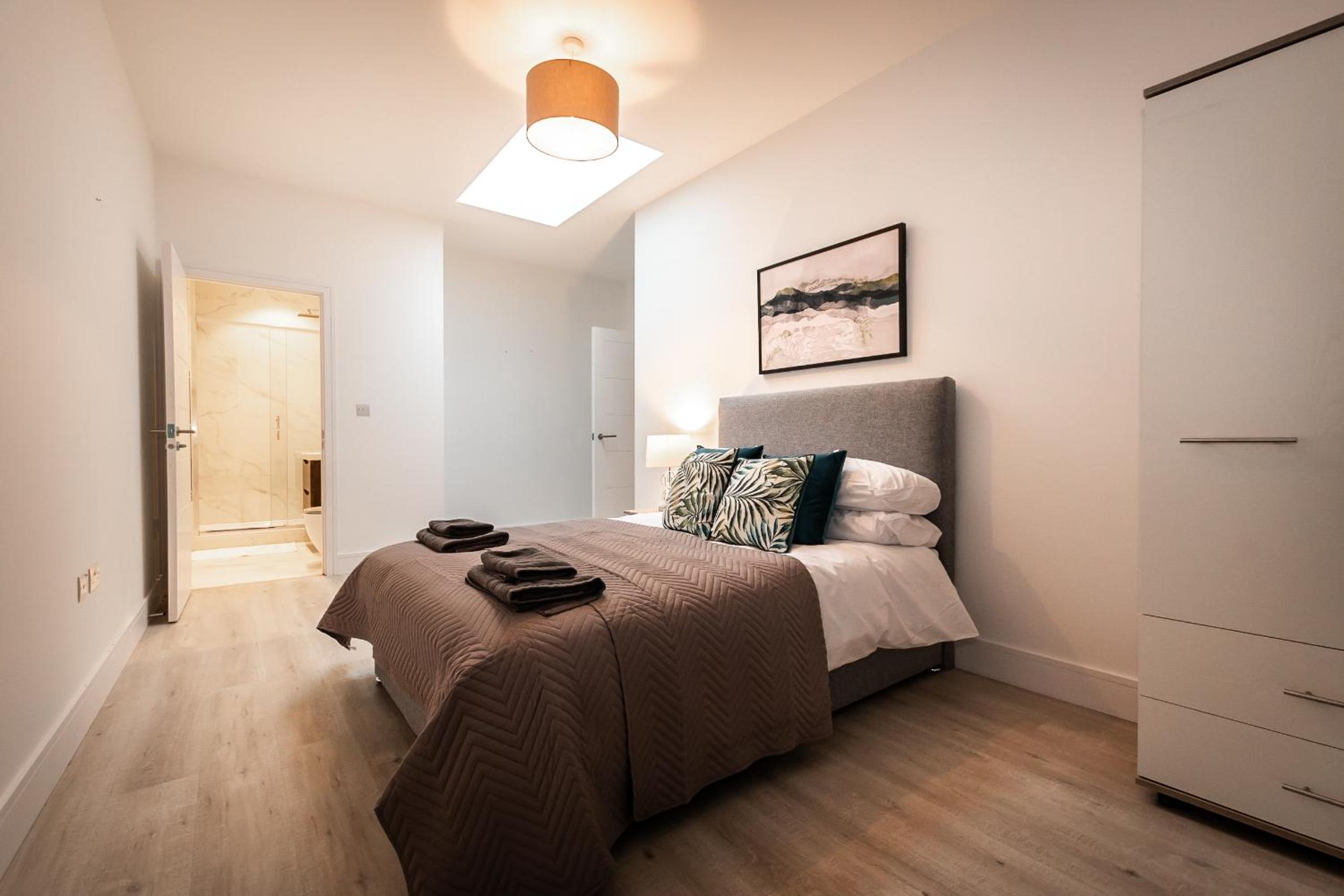 Zenith at Fleet Heights Apartment Three view 5
