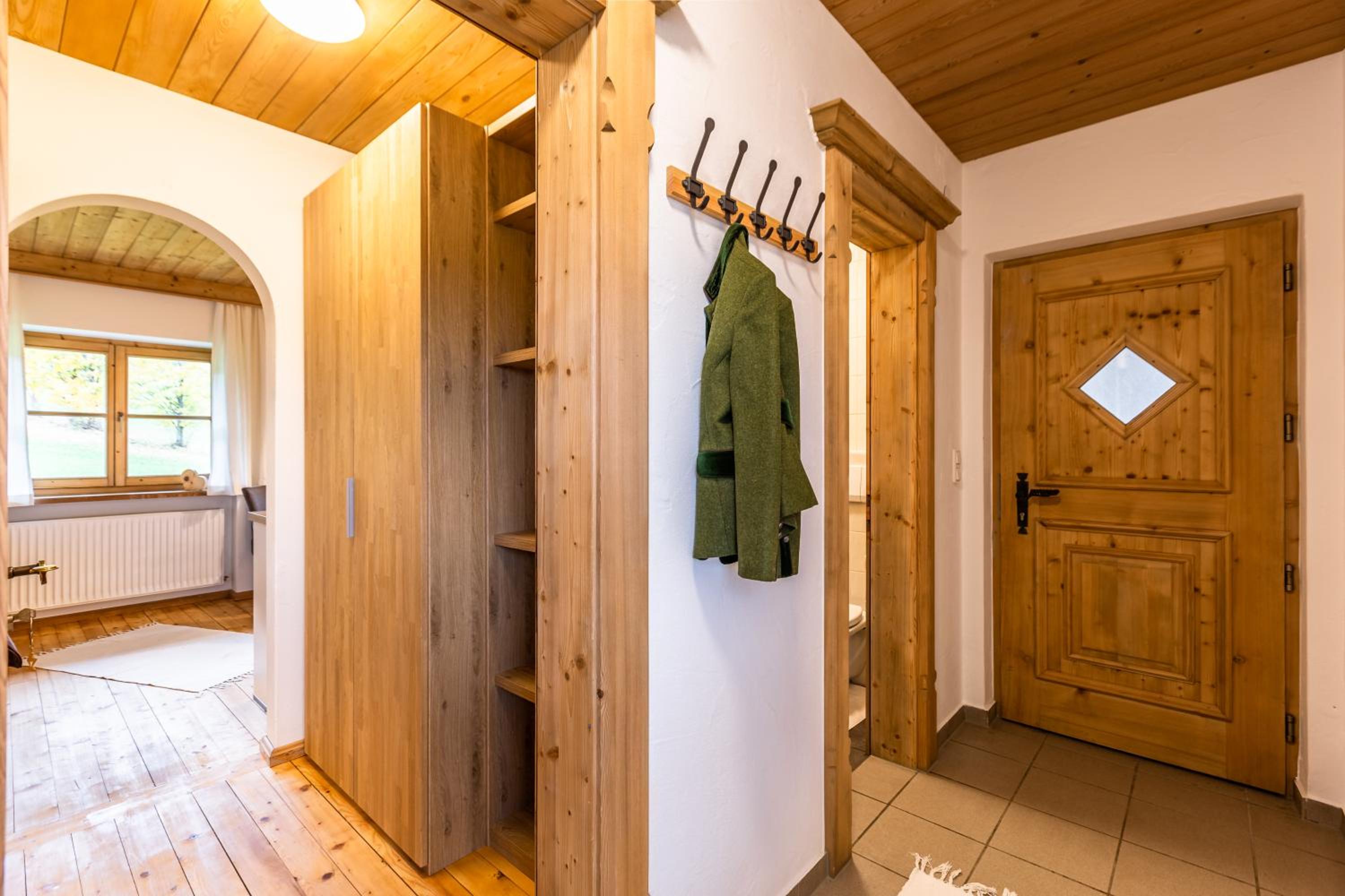 Ferienwohnung Neuhaus view 4