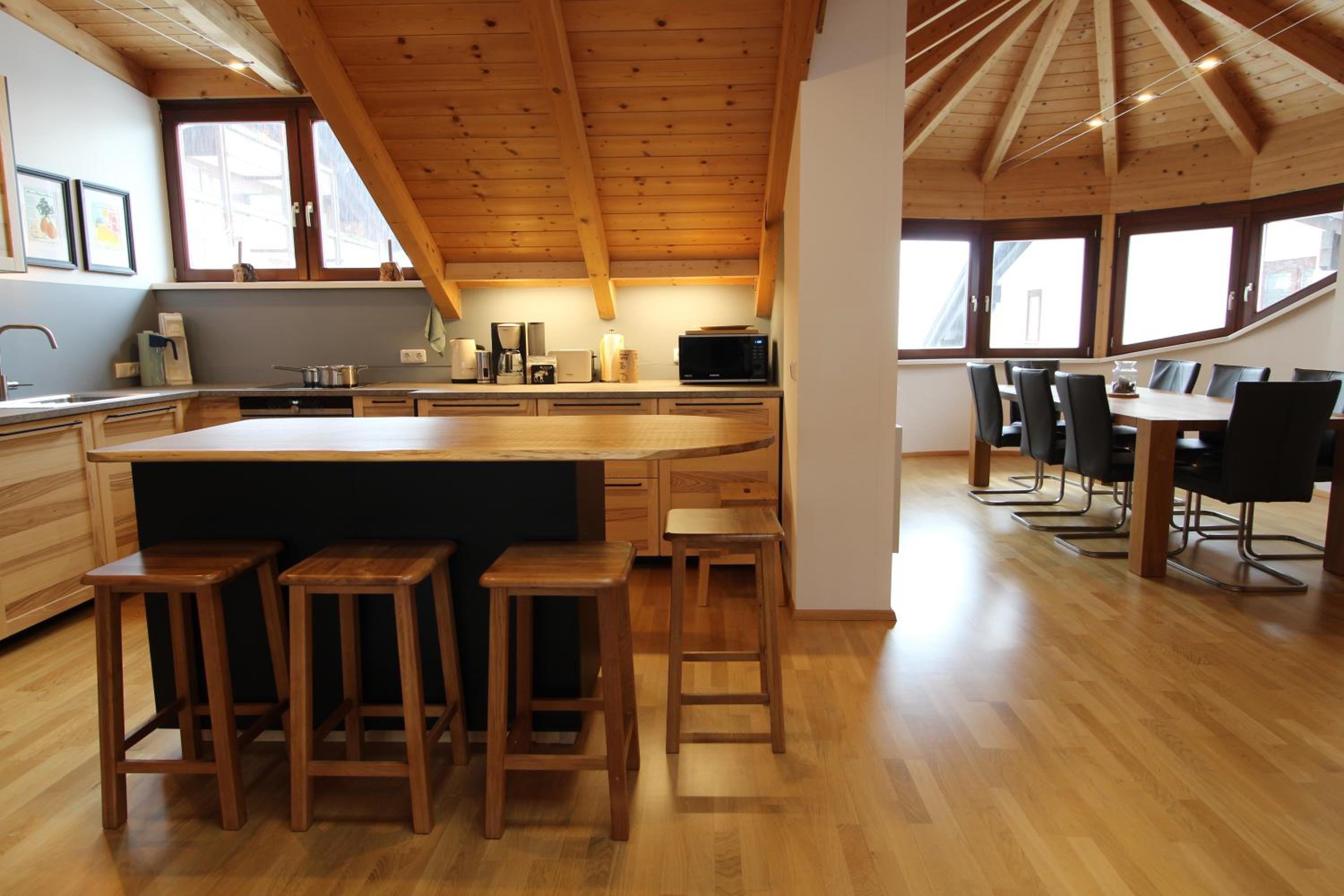 KELCHALM Superior Apartment