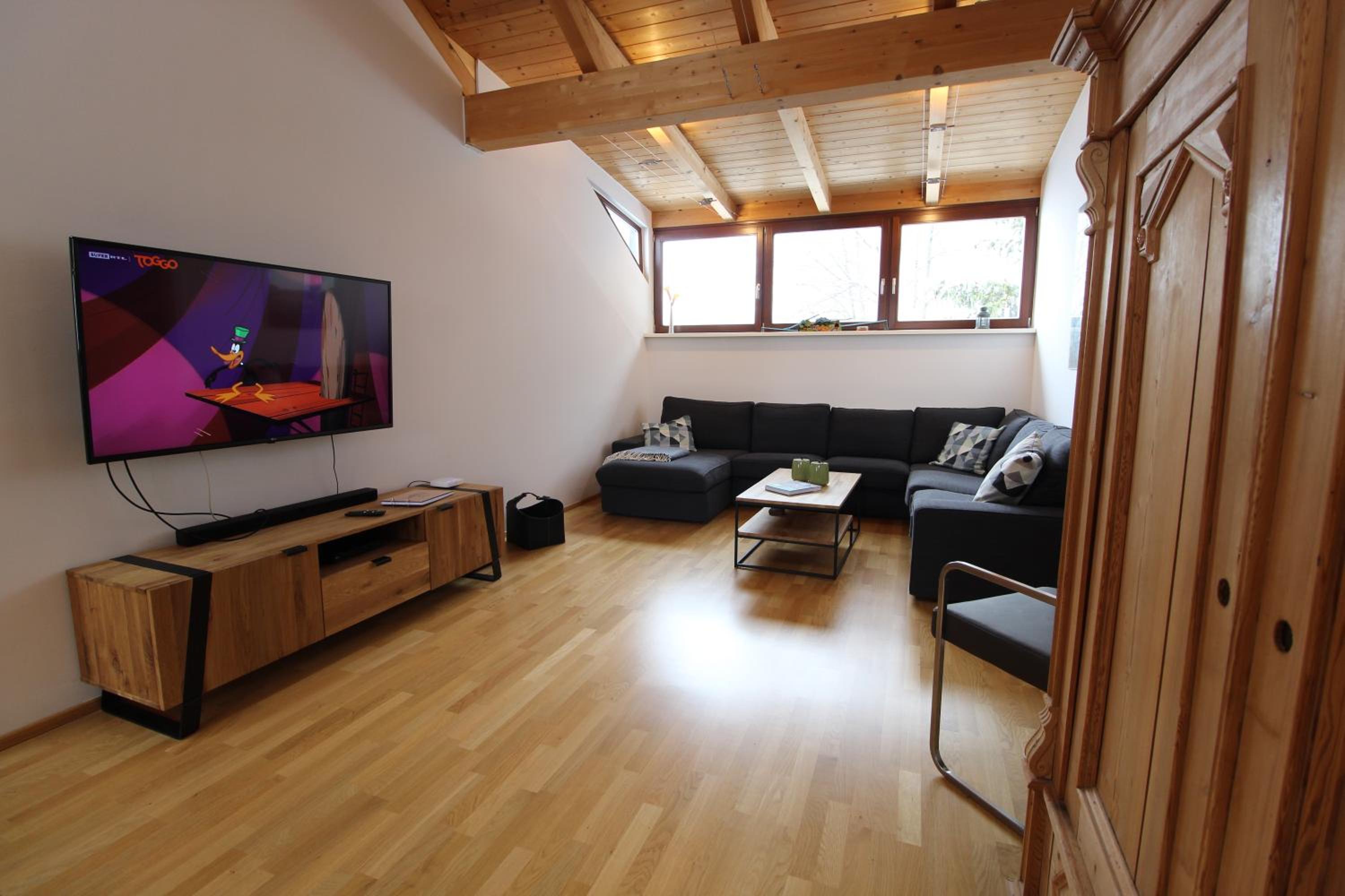 KELCHALM Superior Apartment
