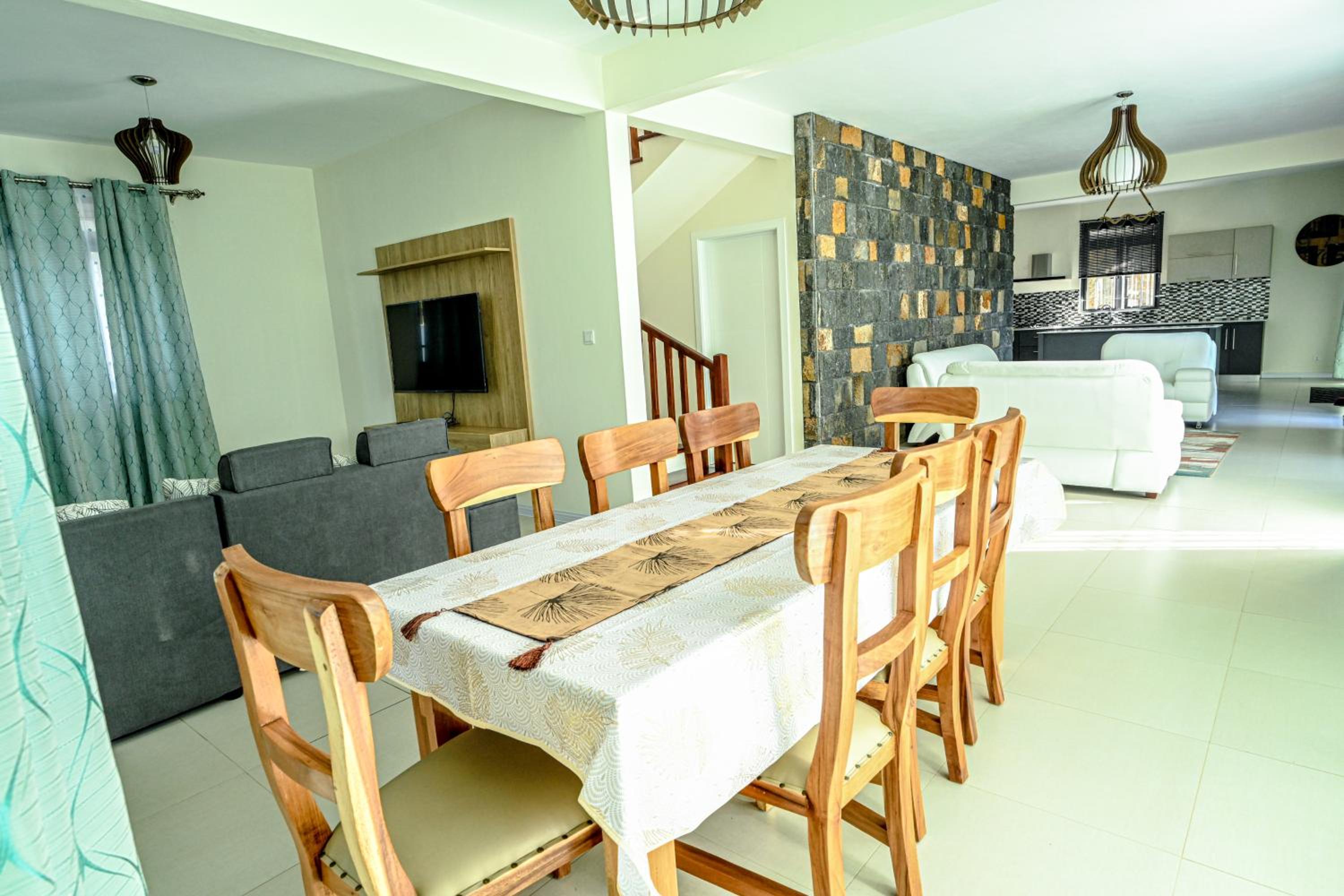 New Villa Geranium view 3