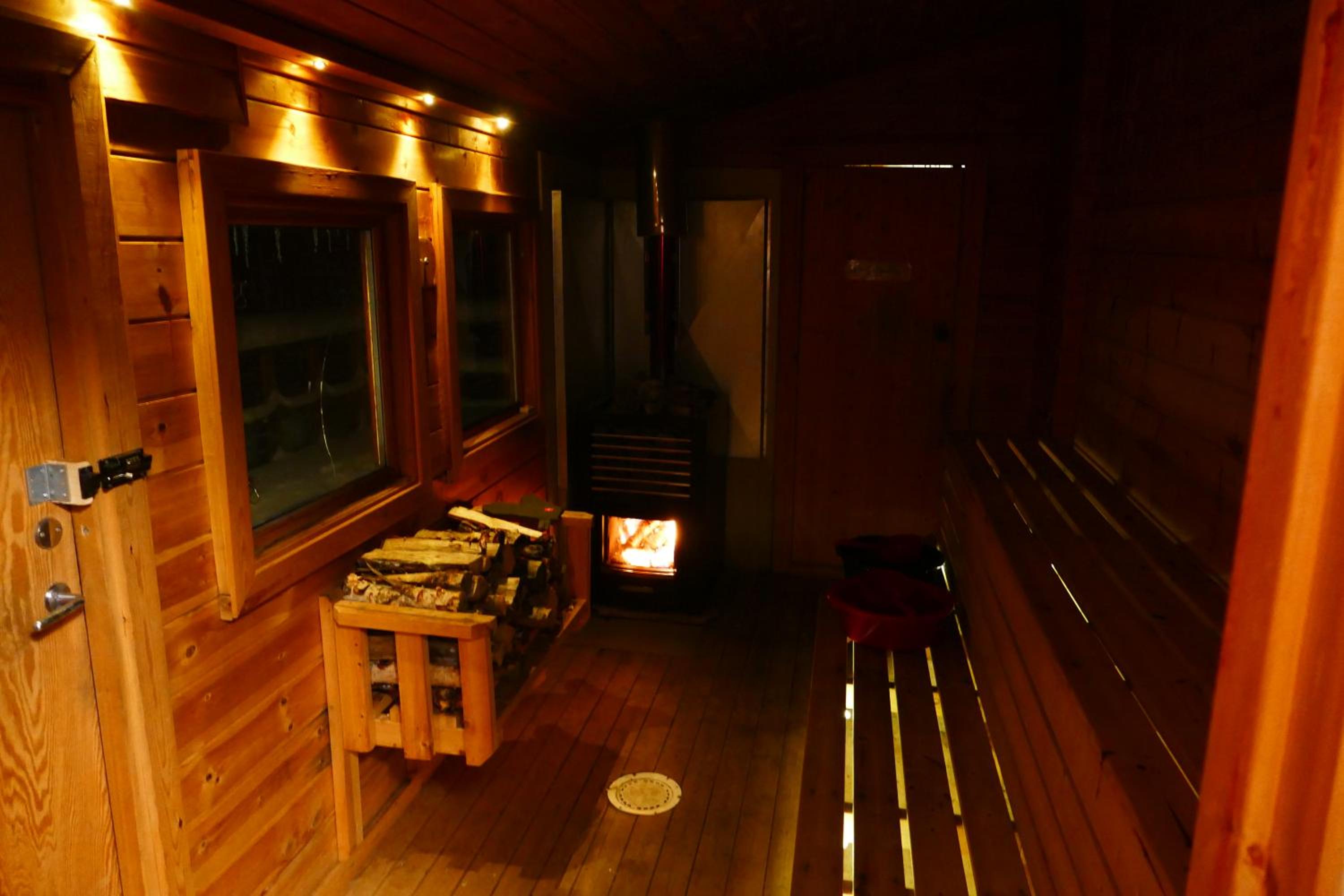 Photo 12