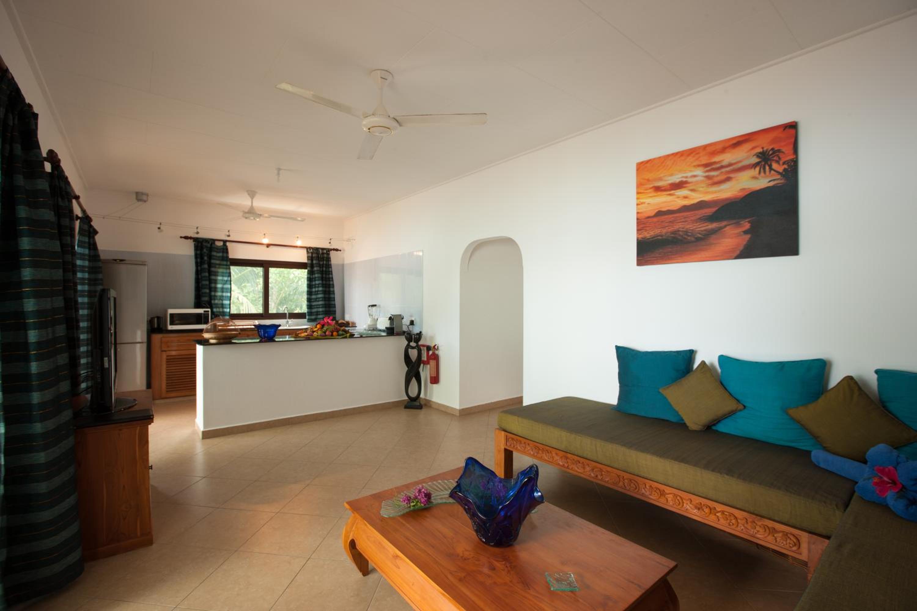 Villa Face Mer view 2