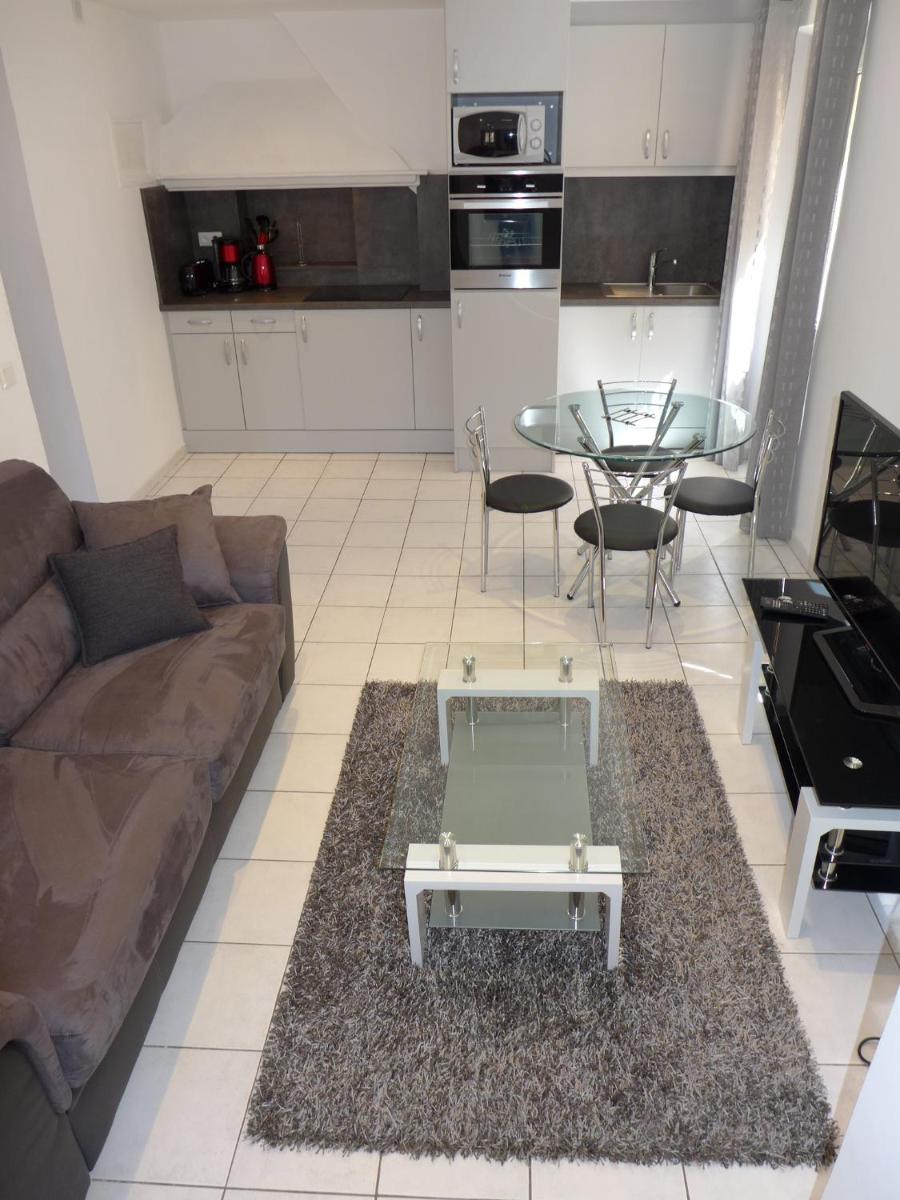 Central 1 bedroom Riouffe 2 mins from the Palais and Croisette 206 photo 2