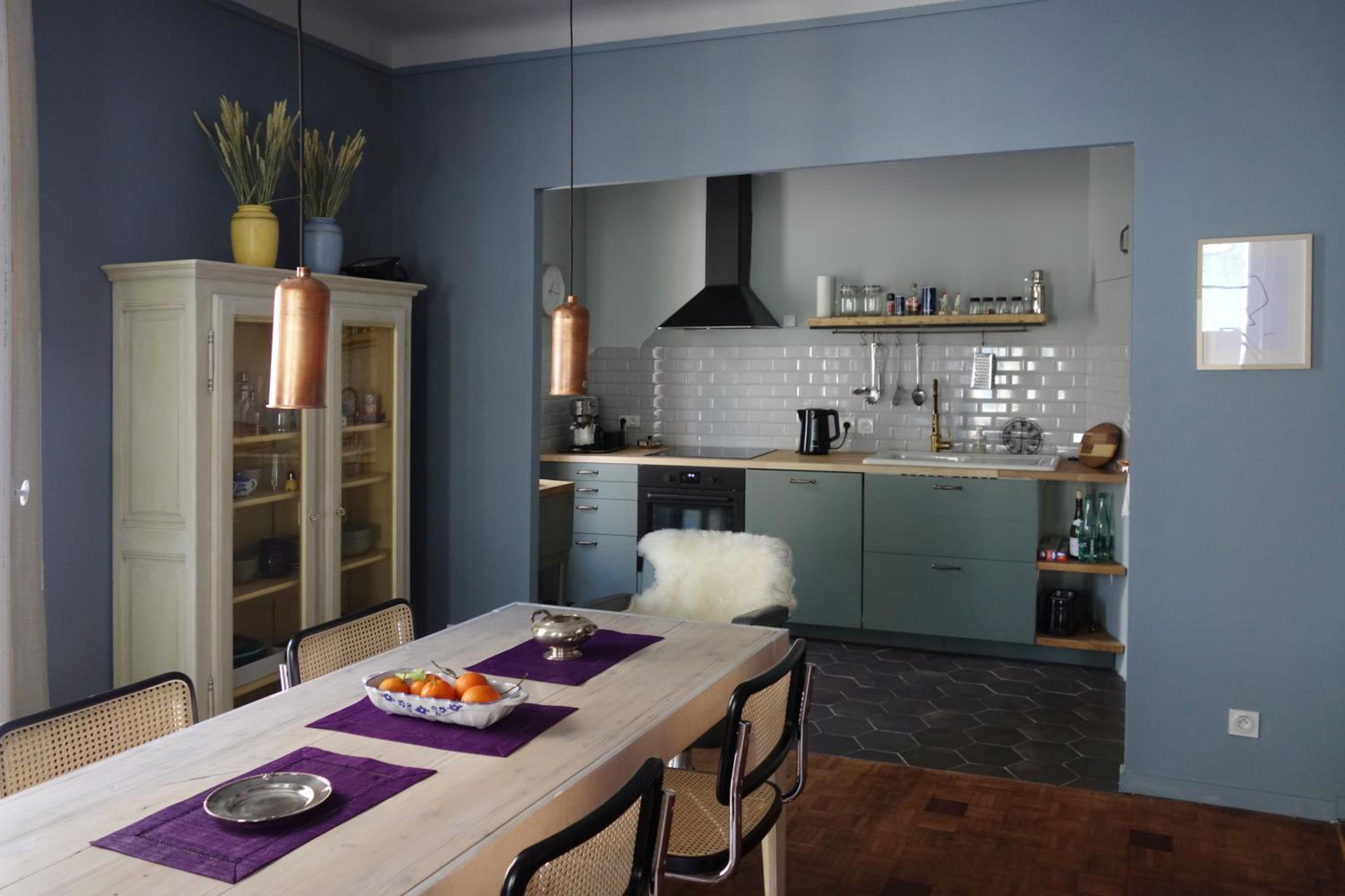 Modern, traditional , bright and stylish appartement photo 2