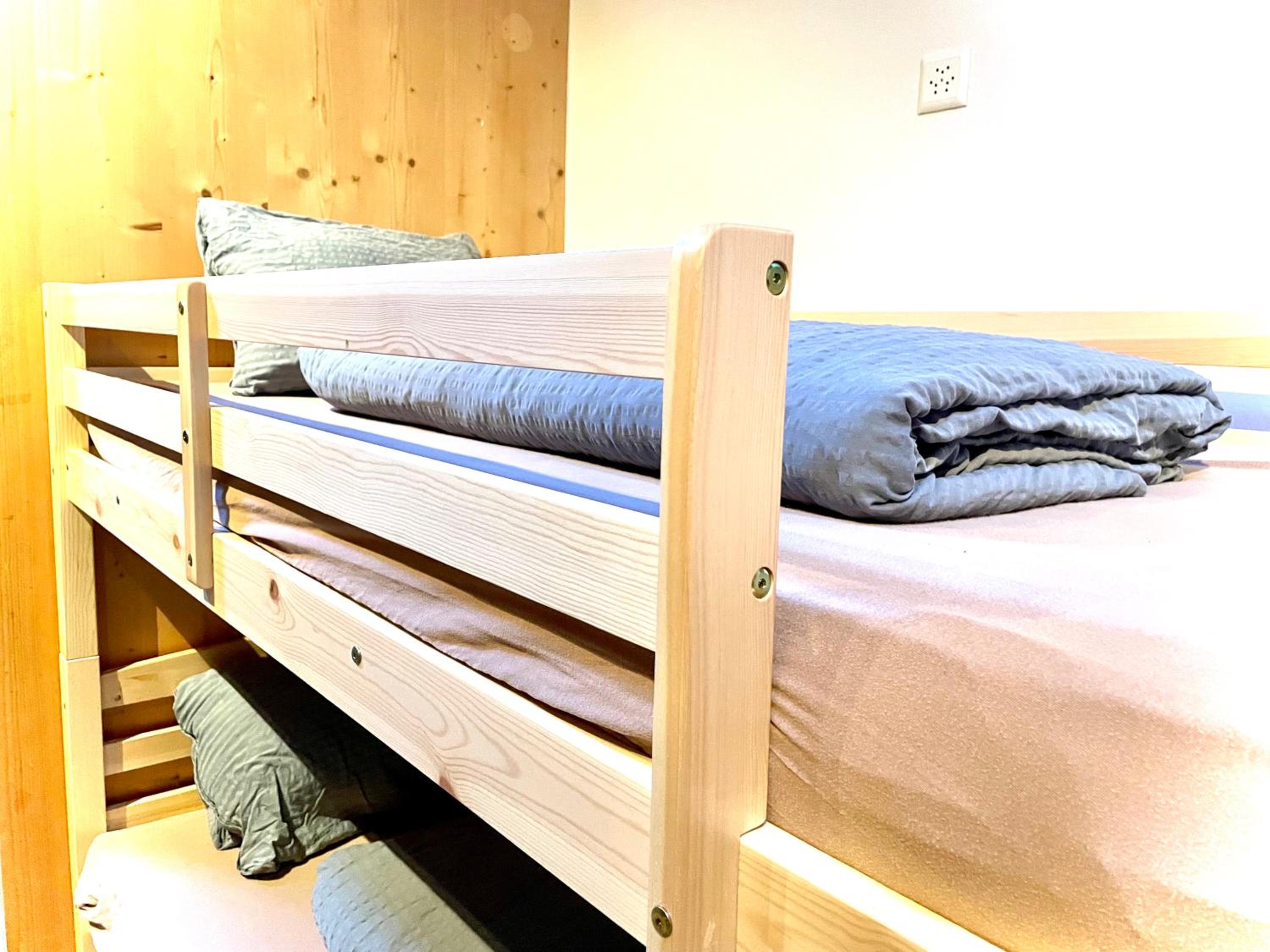 VIVA Hostel