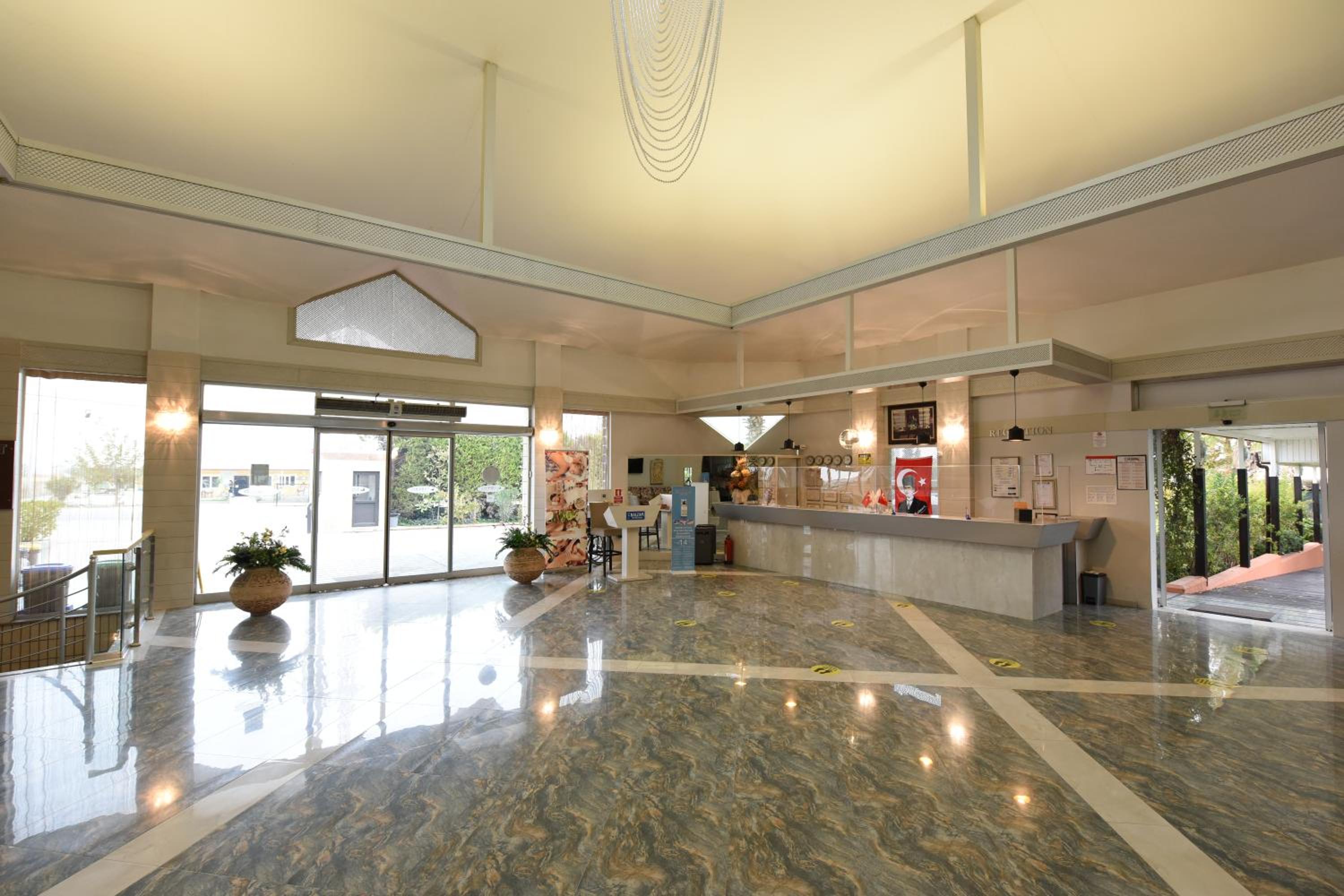 Tripolis Hotel 8