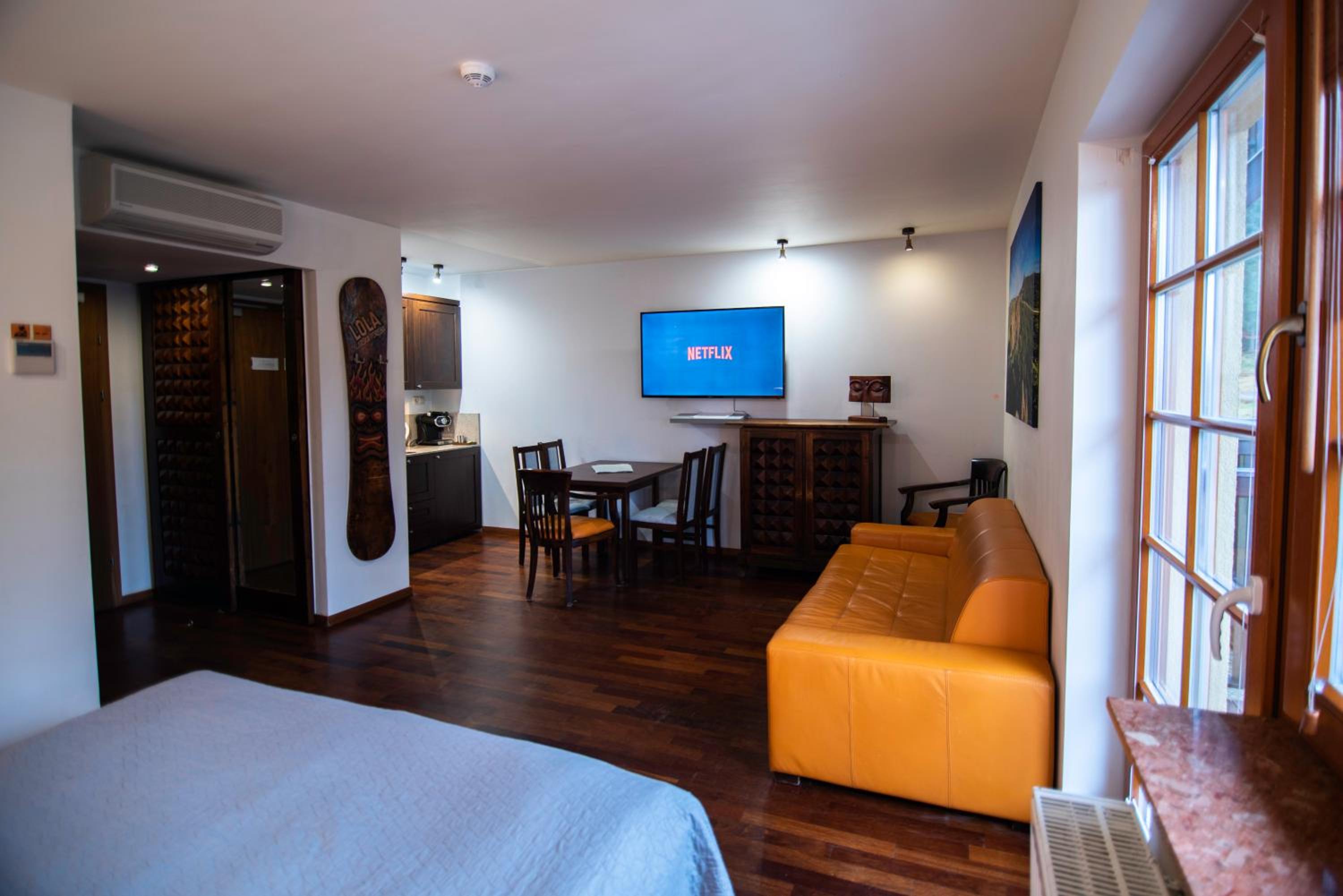 Apartamenty Lola