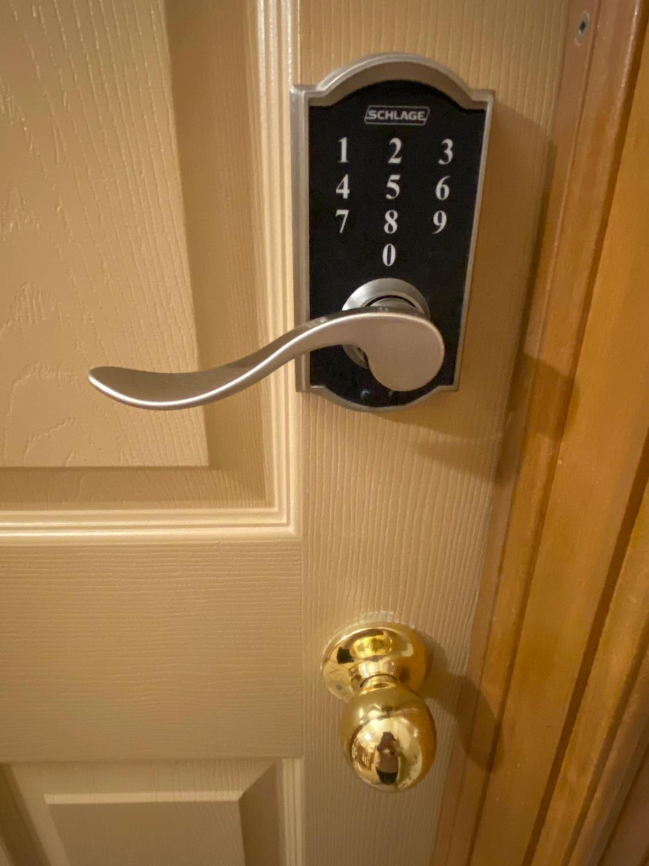 Anna's Bed & Breakfast - Image 2