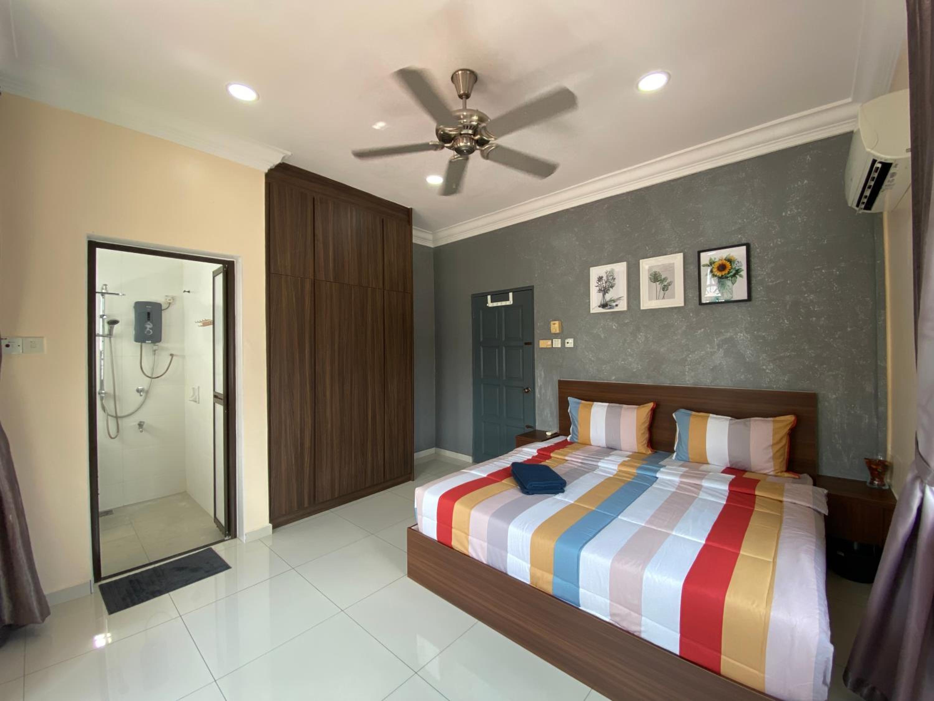 Do not book, property was sold