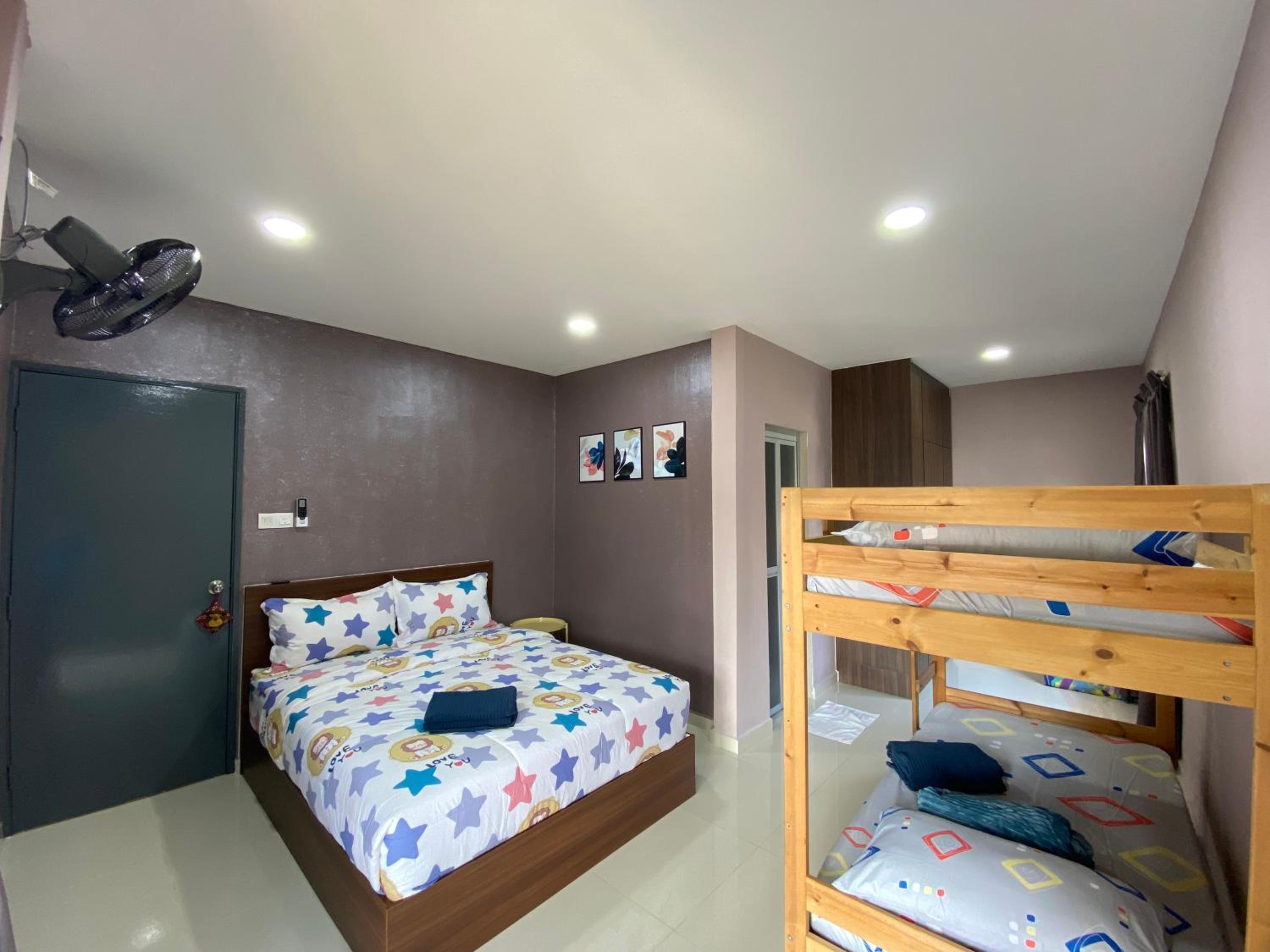 Do not book, property was sold