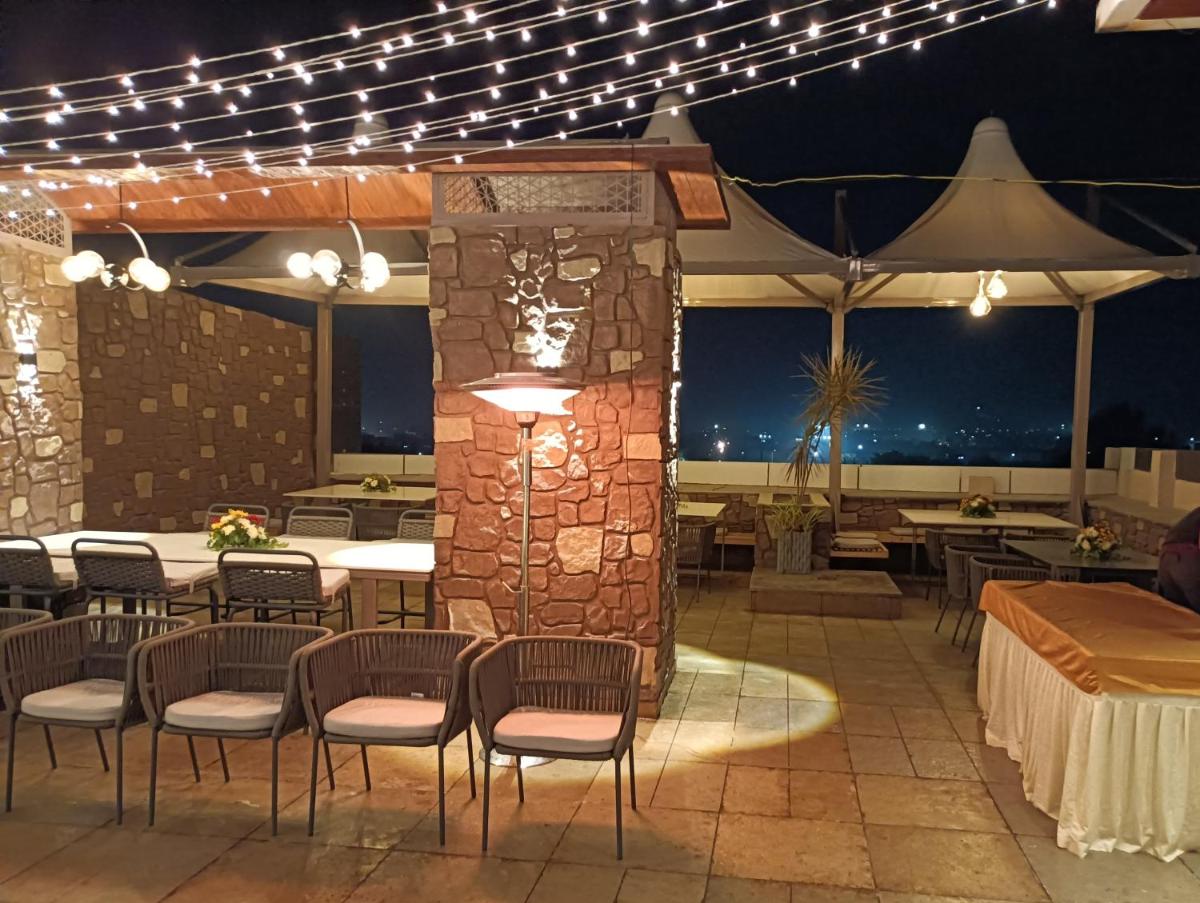 outdoor BBQ area