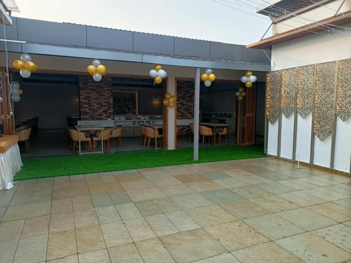 outdoor BBQ area