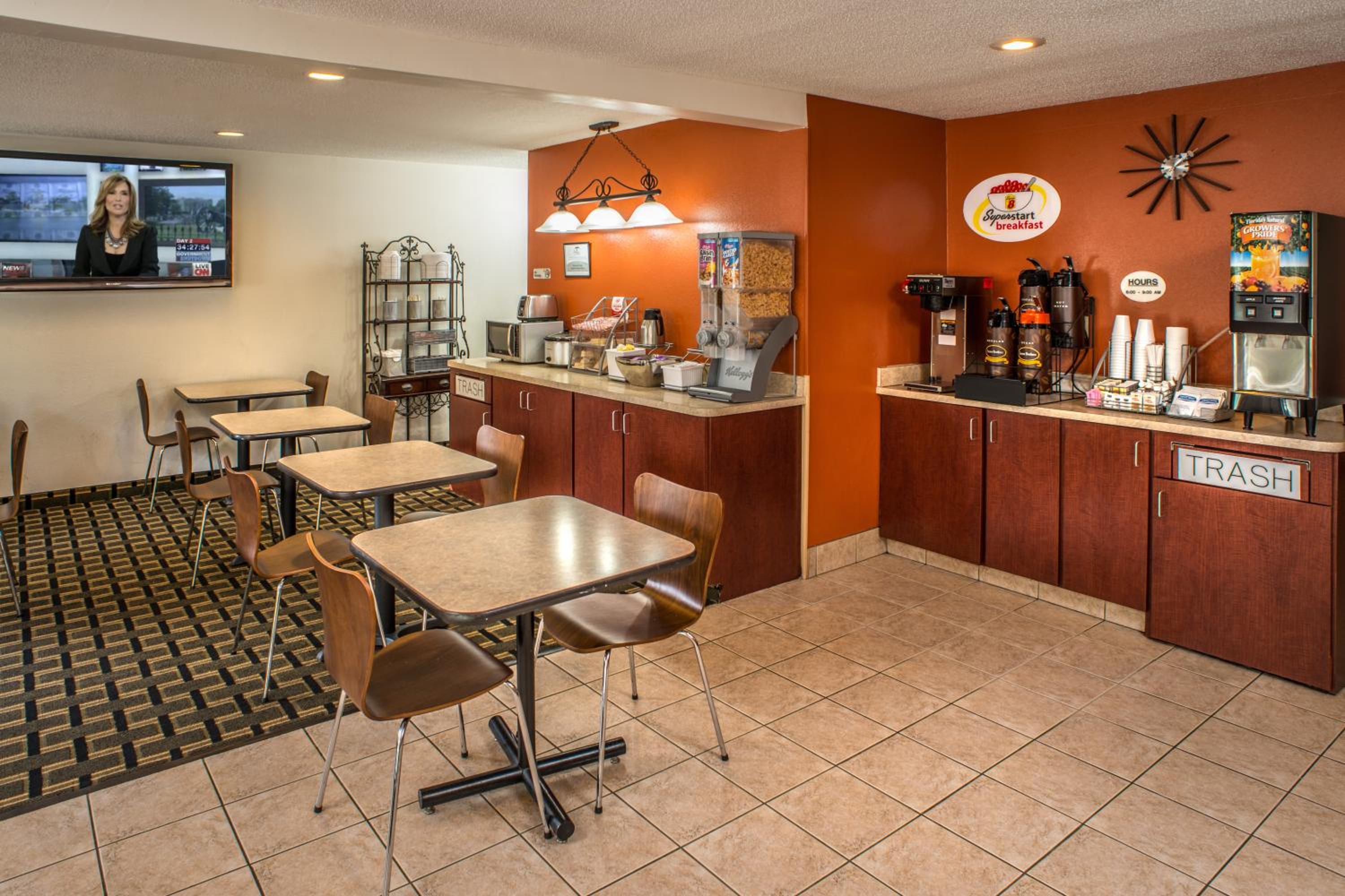 Super 8 by Wyndham Prestonsburg, Zdjęcie 16