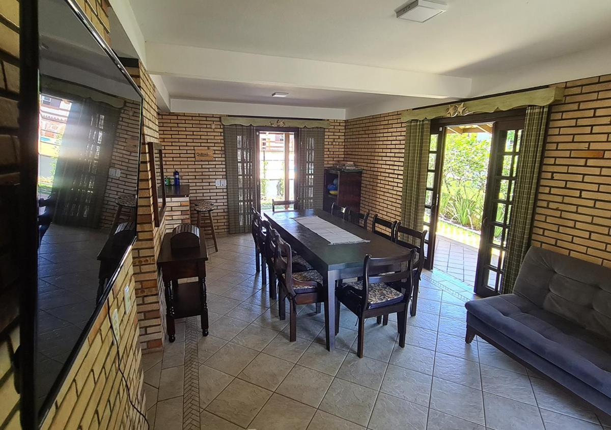 Casa REFÚGIO DO QUILOMBO, com Piscina Aquecida, 16 pessoas - Penha - SC