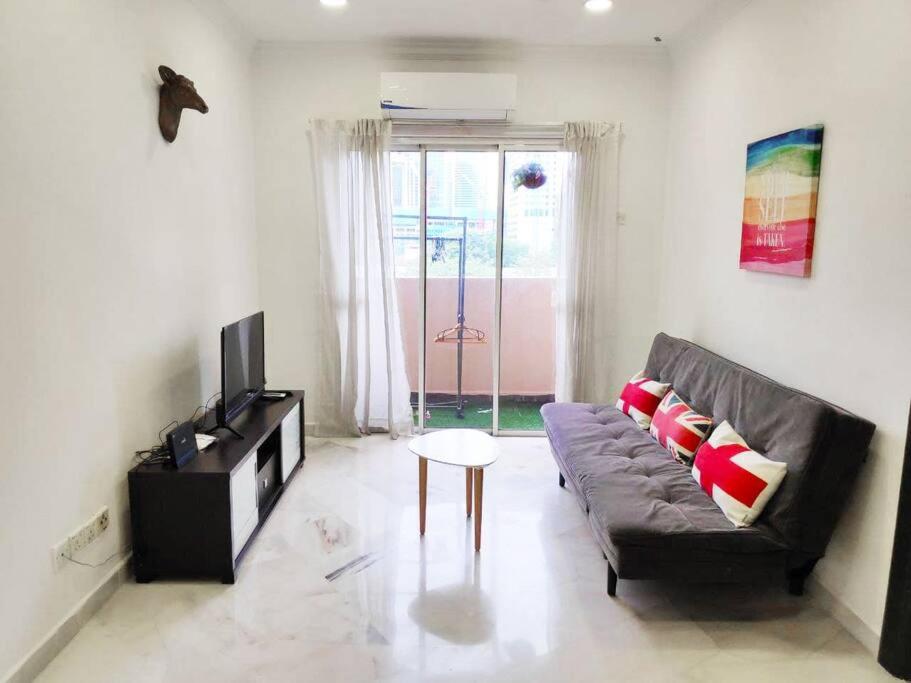 Eco One Bedroom Apartment @ Jalan Ampang, 3 pax