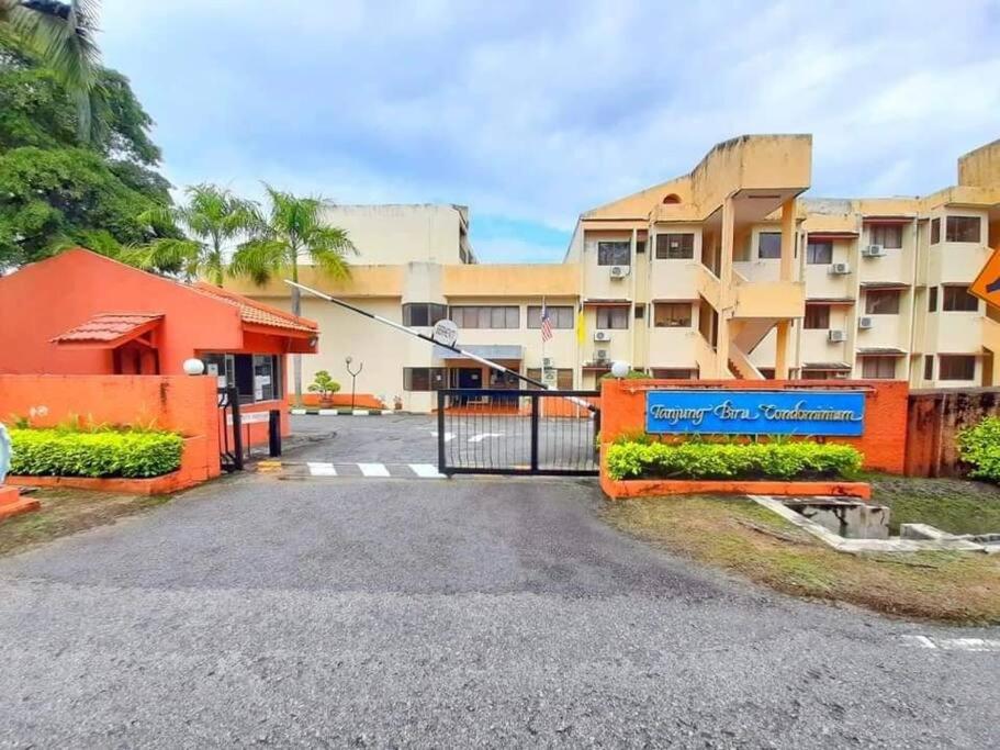 Tanjung Biru Condominium Blue Lagoon Port Dickson photo 1