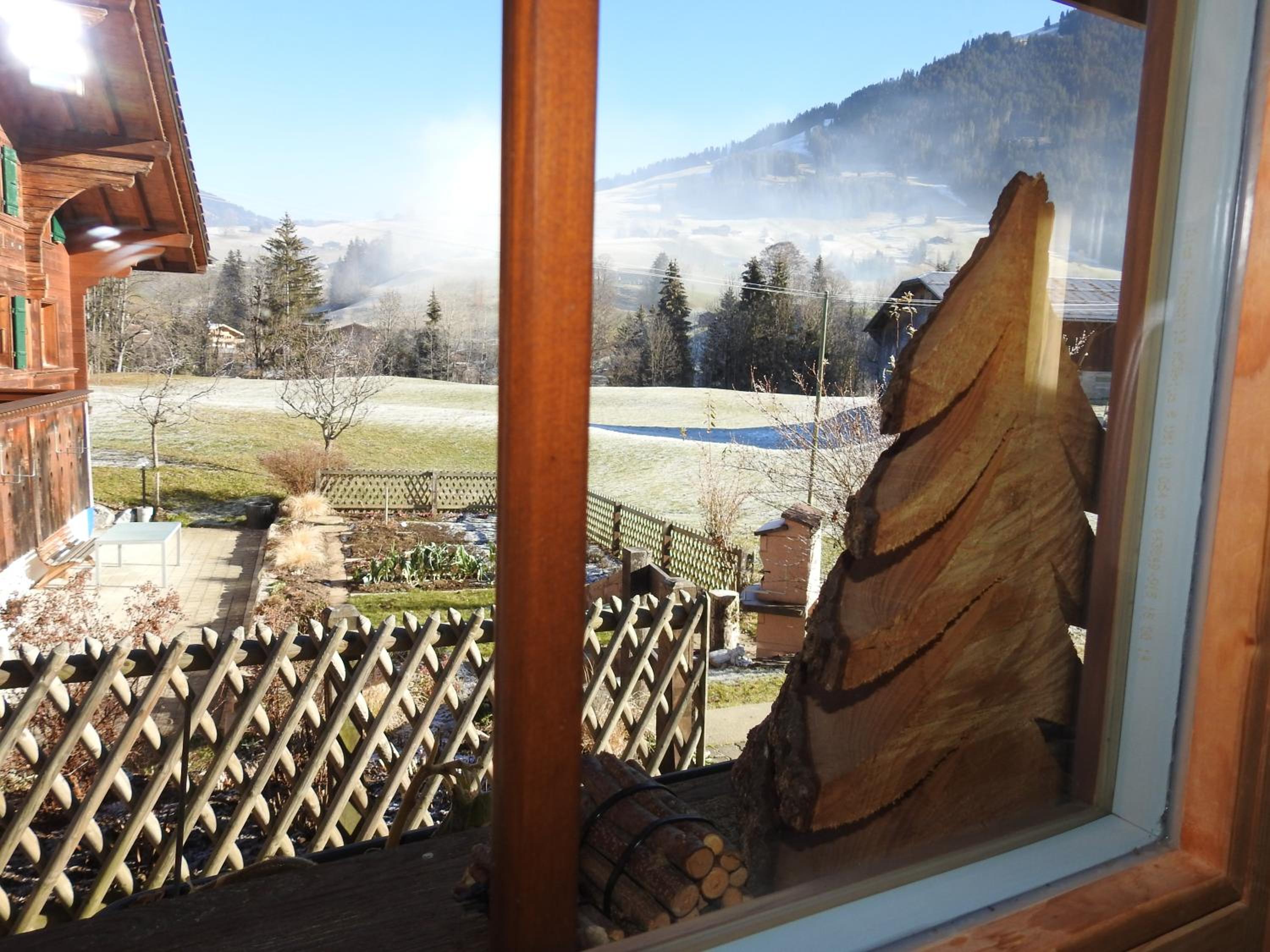 Alpenchalet Weidhaus Gstaad - Dachwohnung - Studio - Stockbettzimmer