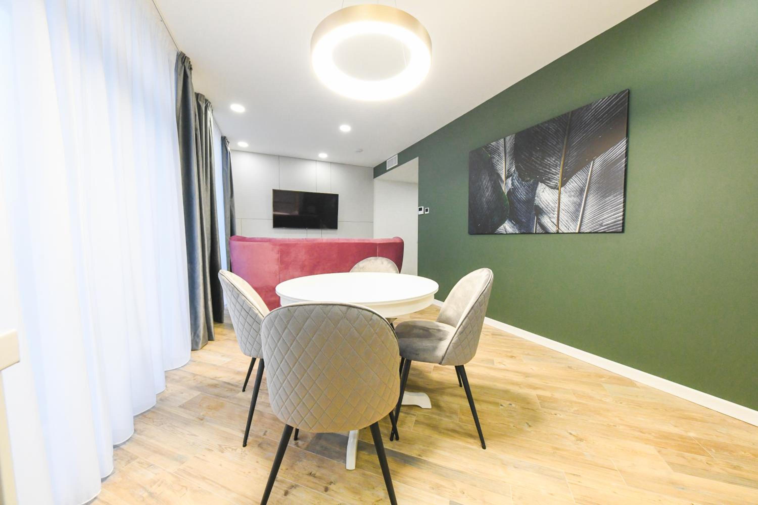 The Central Park Residence view 4
