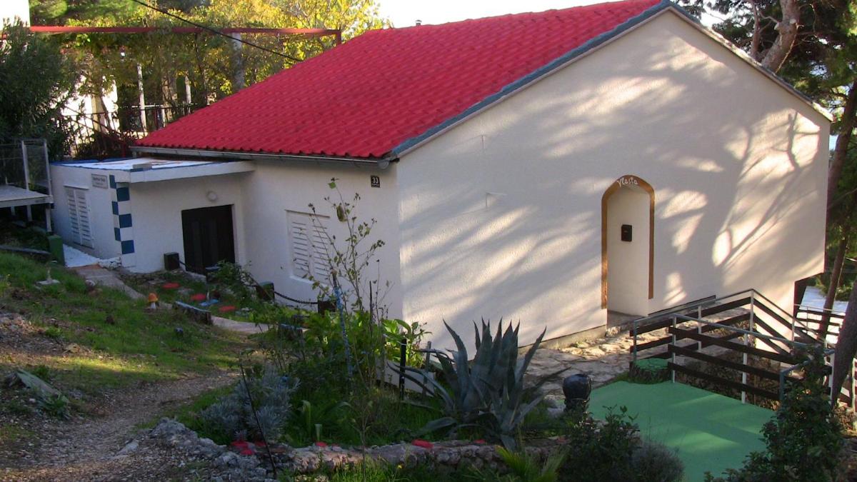 Hotel Apartment Villa Vlasta - Marušići - Image 1