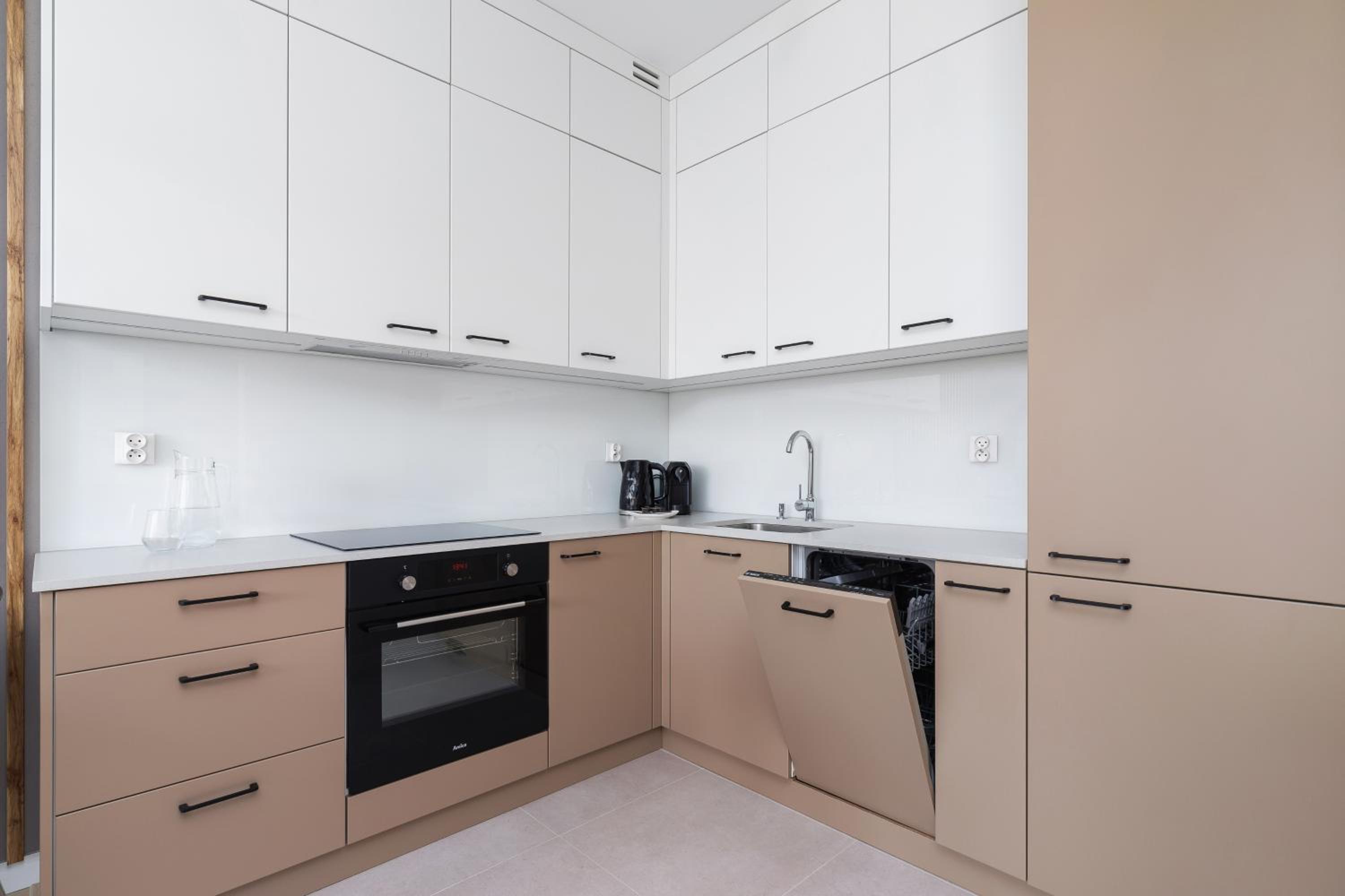 Lotniczówka Apartments by Renters Prestige view 3